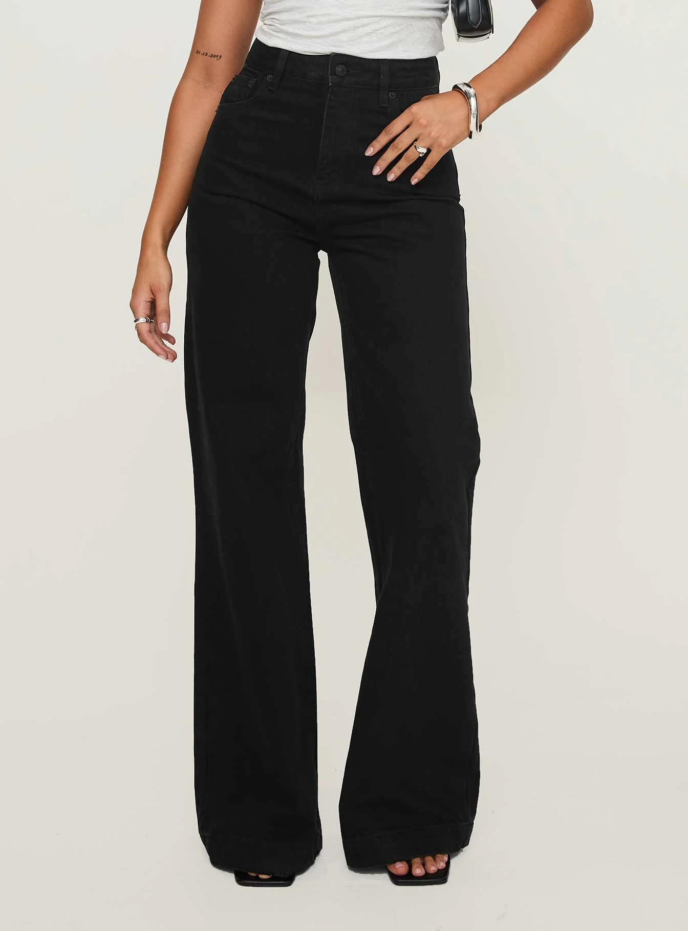 Goldie High Rise Wide Leg Jeans Black Petite
