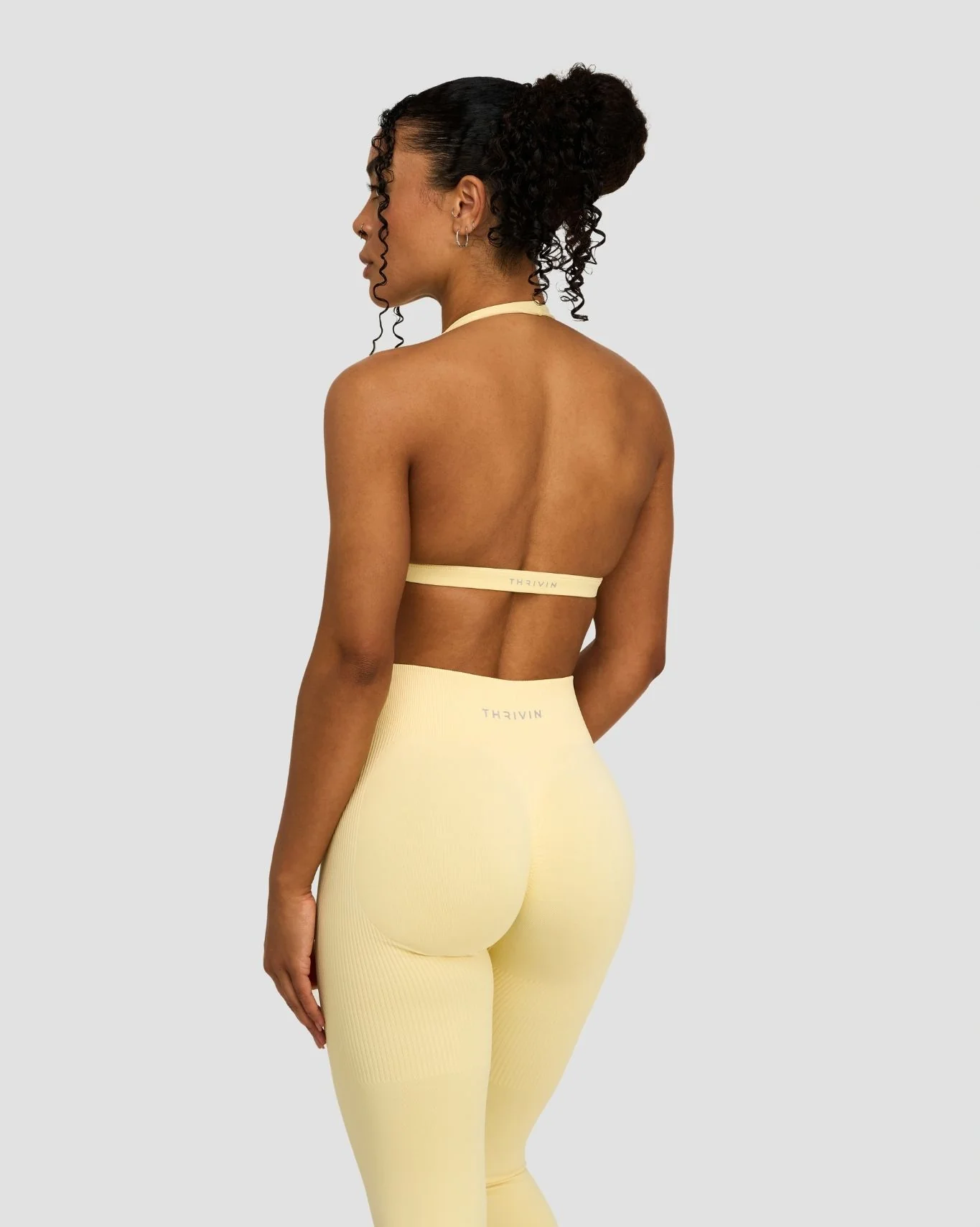 Elevate™ Sculpting Seamless V-Neck Halter Bra | Golden Butter