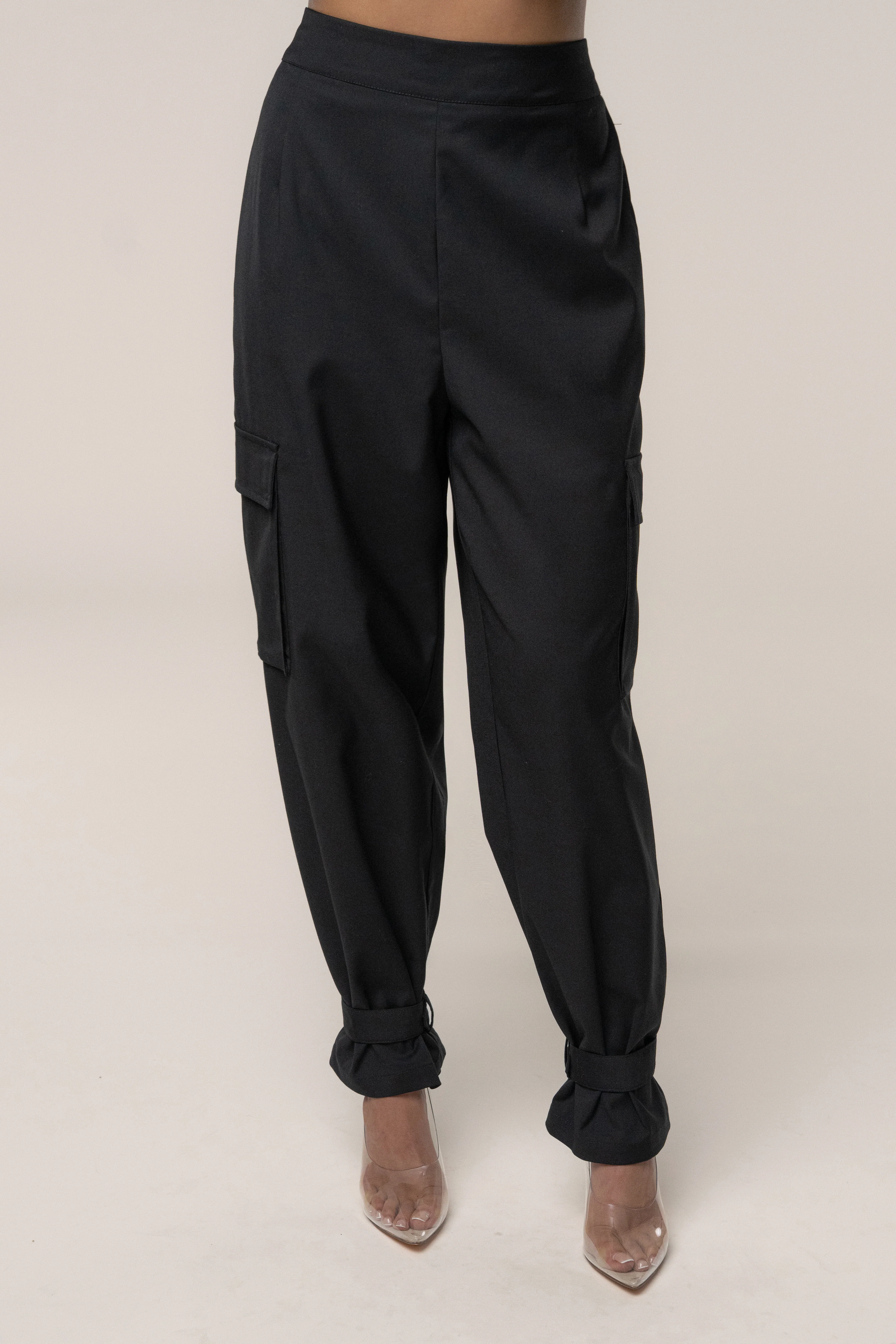 Black Autumn Flow Cargo Pants
