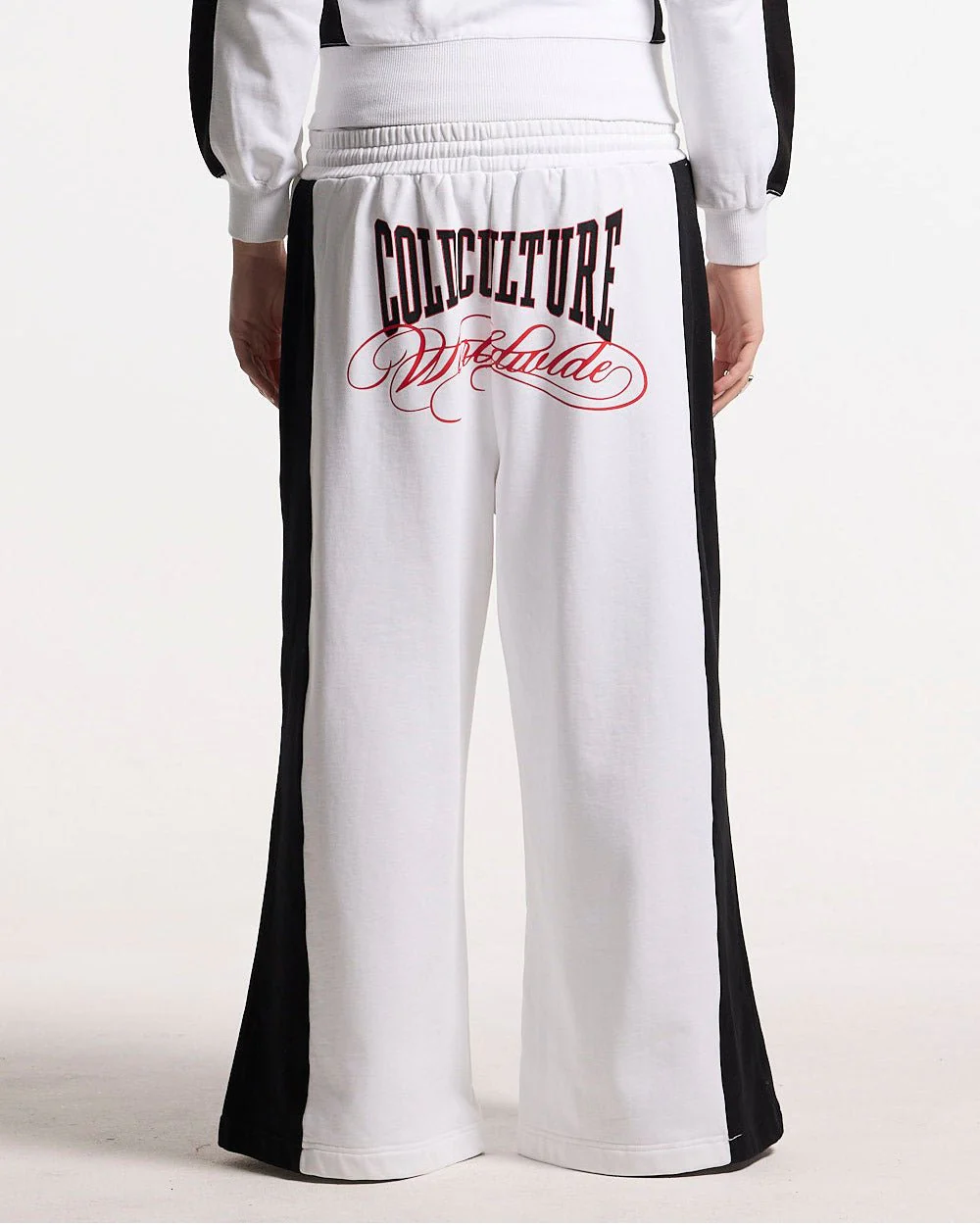NIA SET SWEATPANTS WHITE & BLACK
