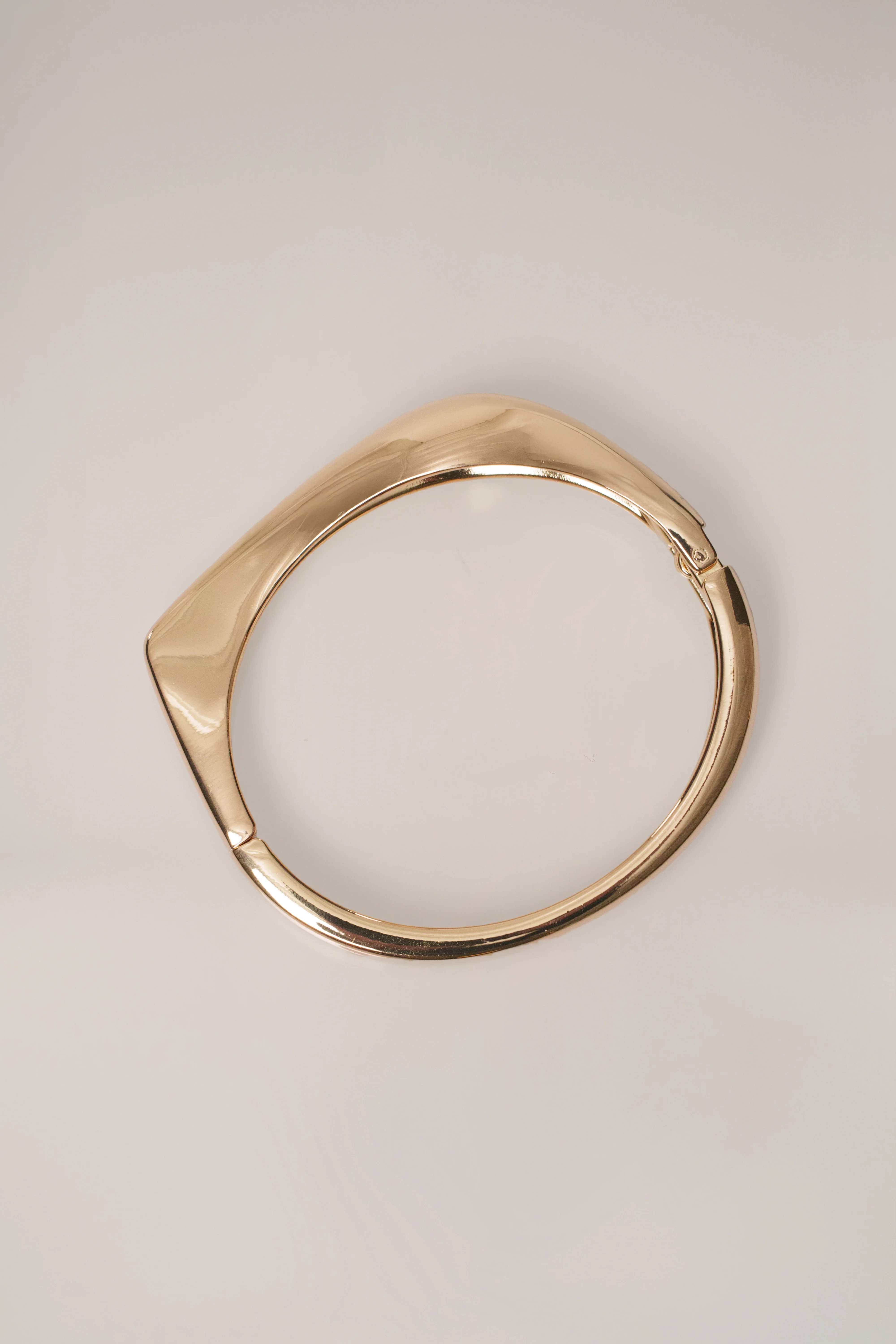 Gold Gigi Hinge Bracelet