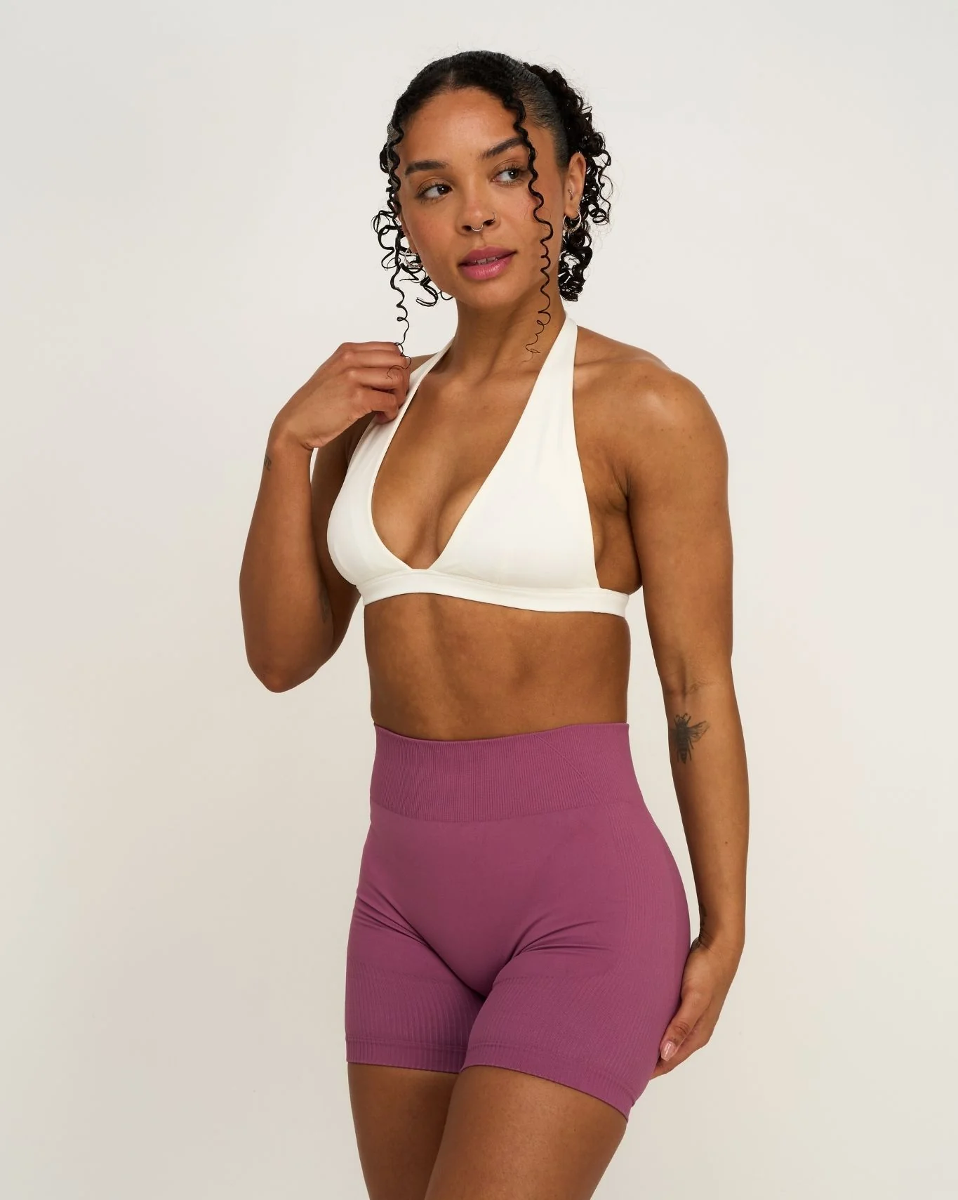 Elevate™ Sculpting Seamless V-Neck Halter Bra | Cream