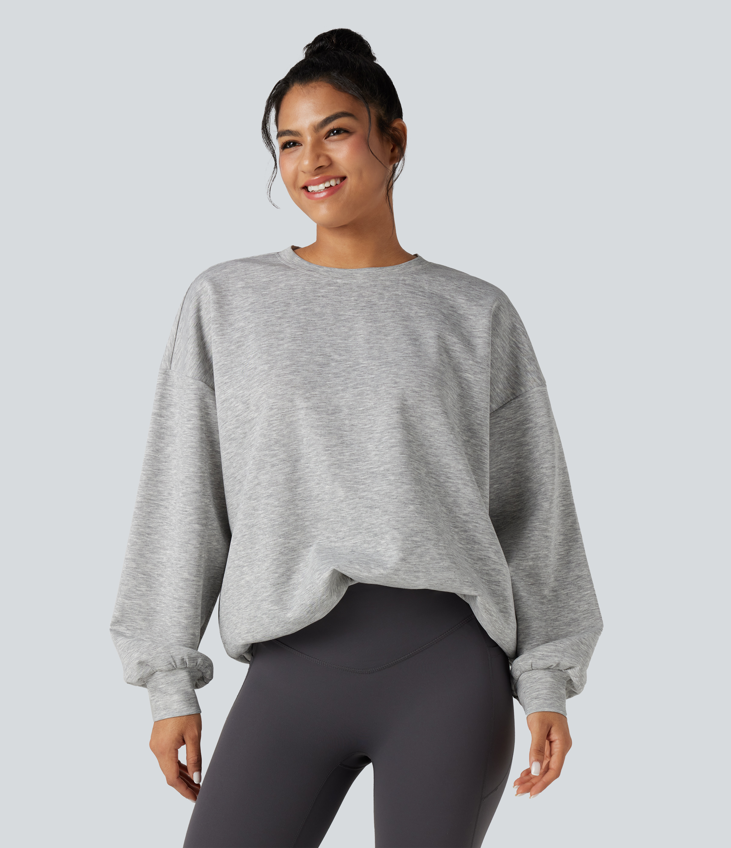 Round Neck Long Sleeve Relaxed Casual Sweatshirt with Pockets