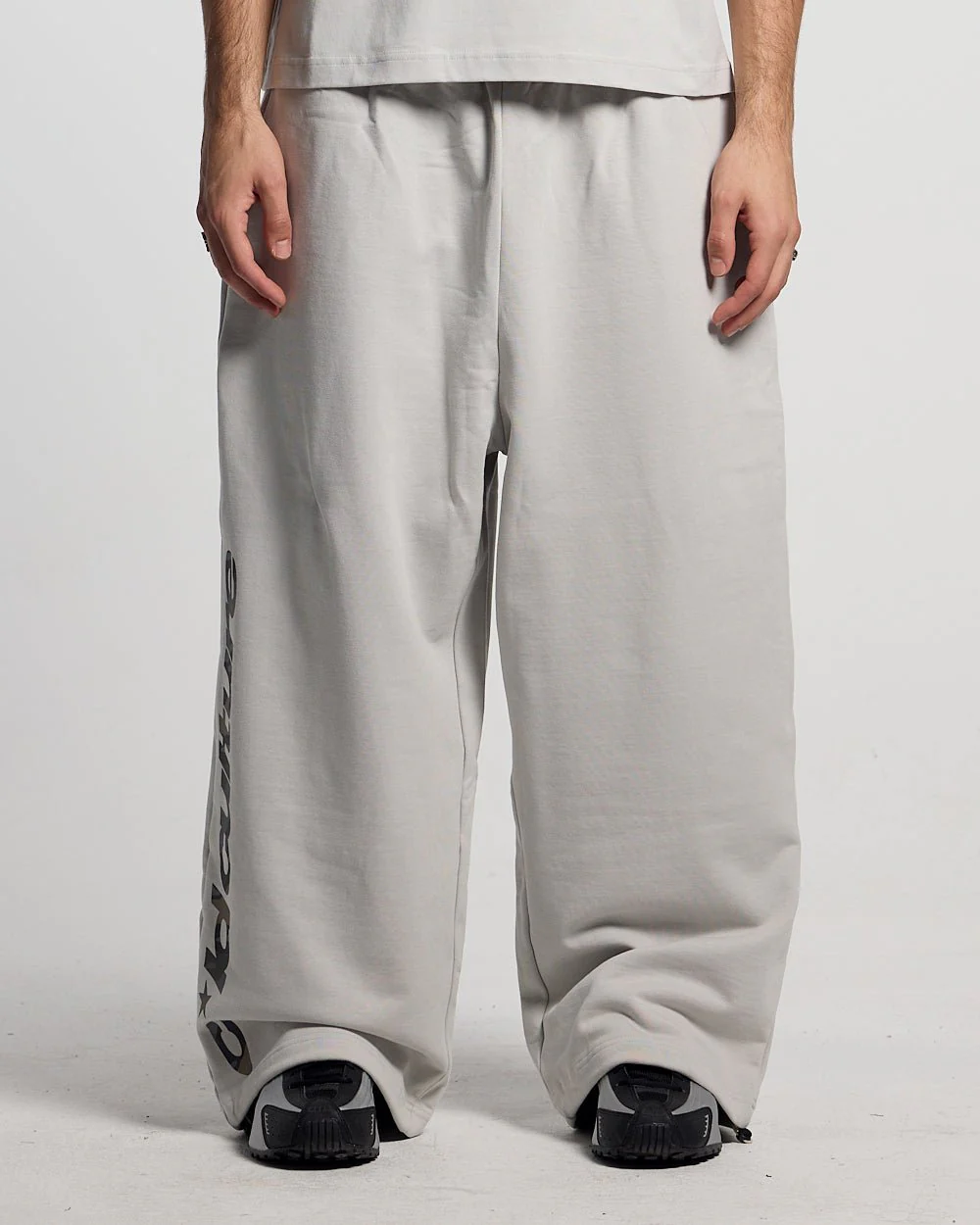 WILD CAMO SWEATPANTS LIGHT GREY