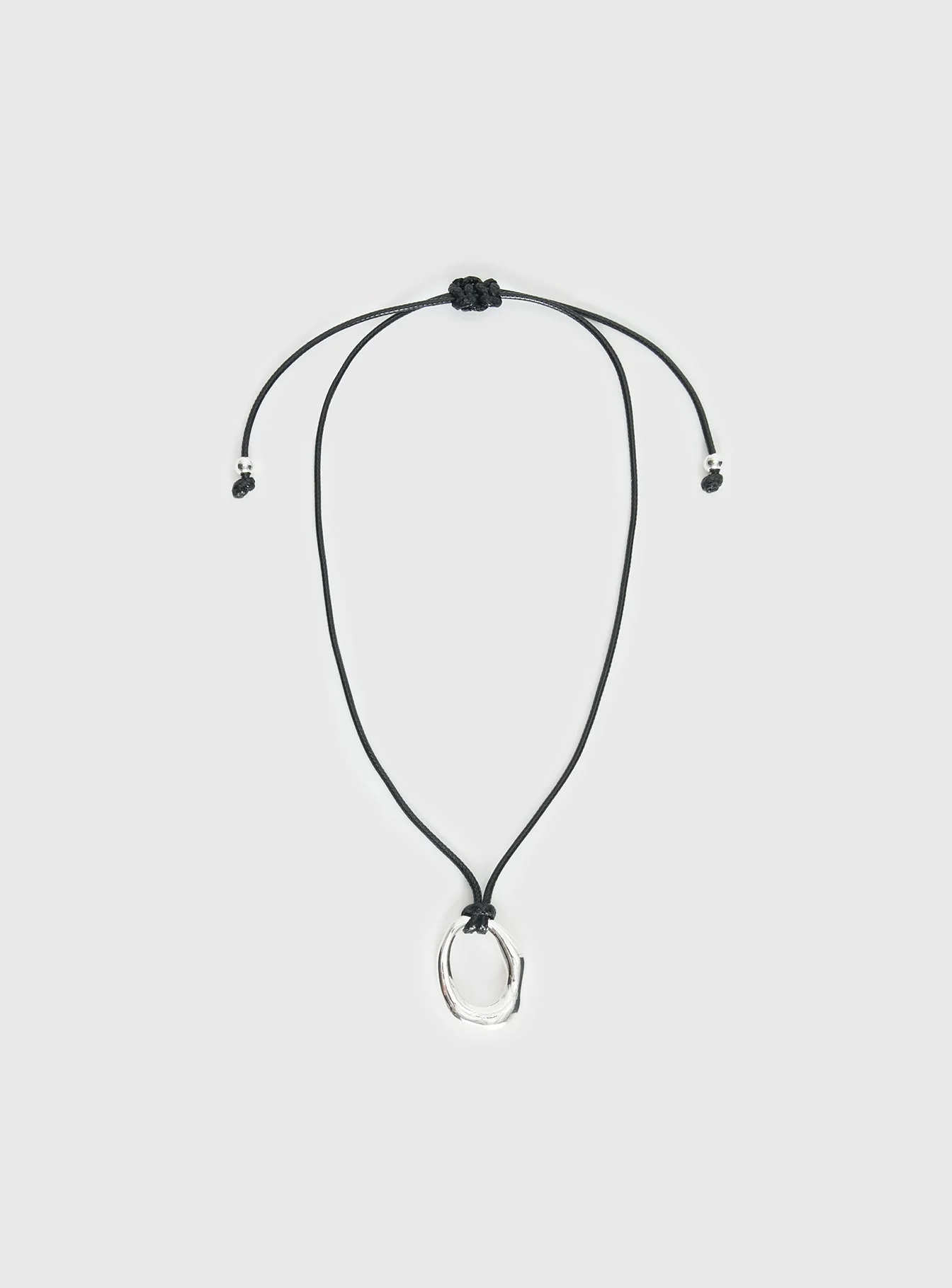 Star Quality Pendant Necklace Black / Silver