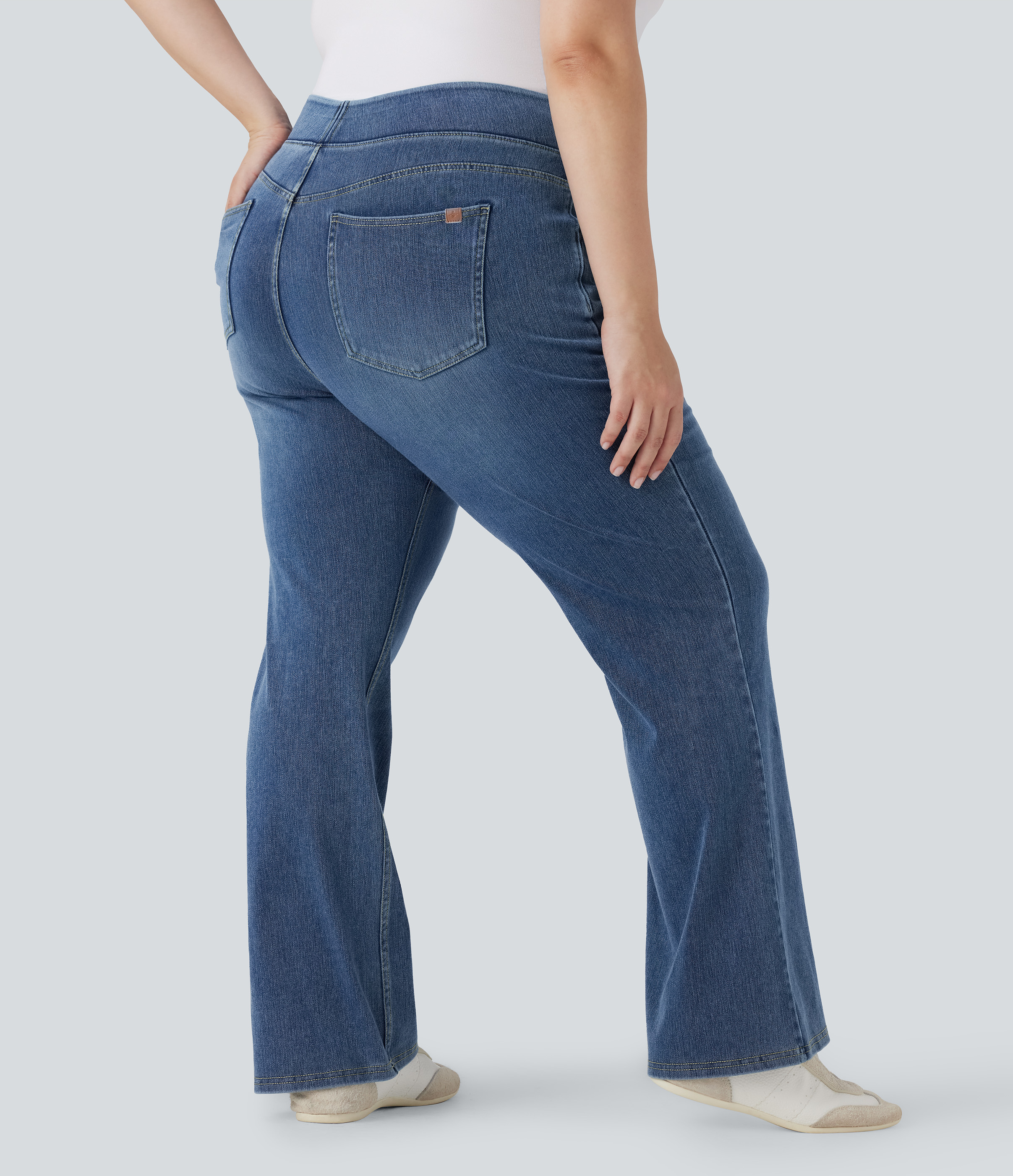 Halara Flex™ High Waisted Pockets Washed Casual Bootcut Plus Size Jeans