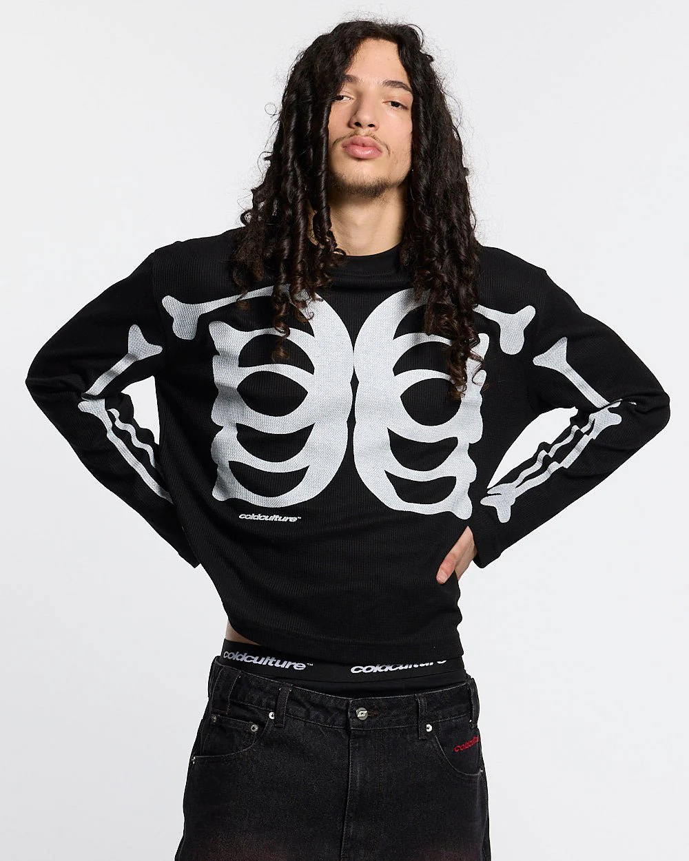 BONEY LONGSLEEVE BLACK