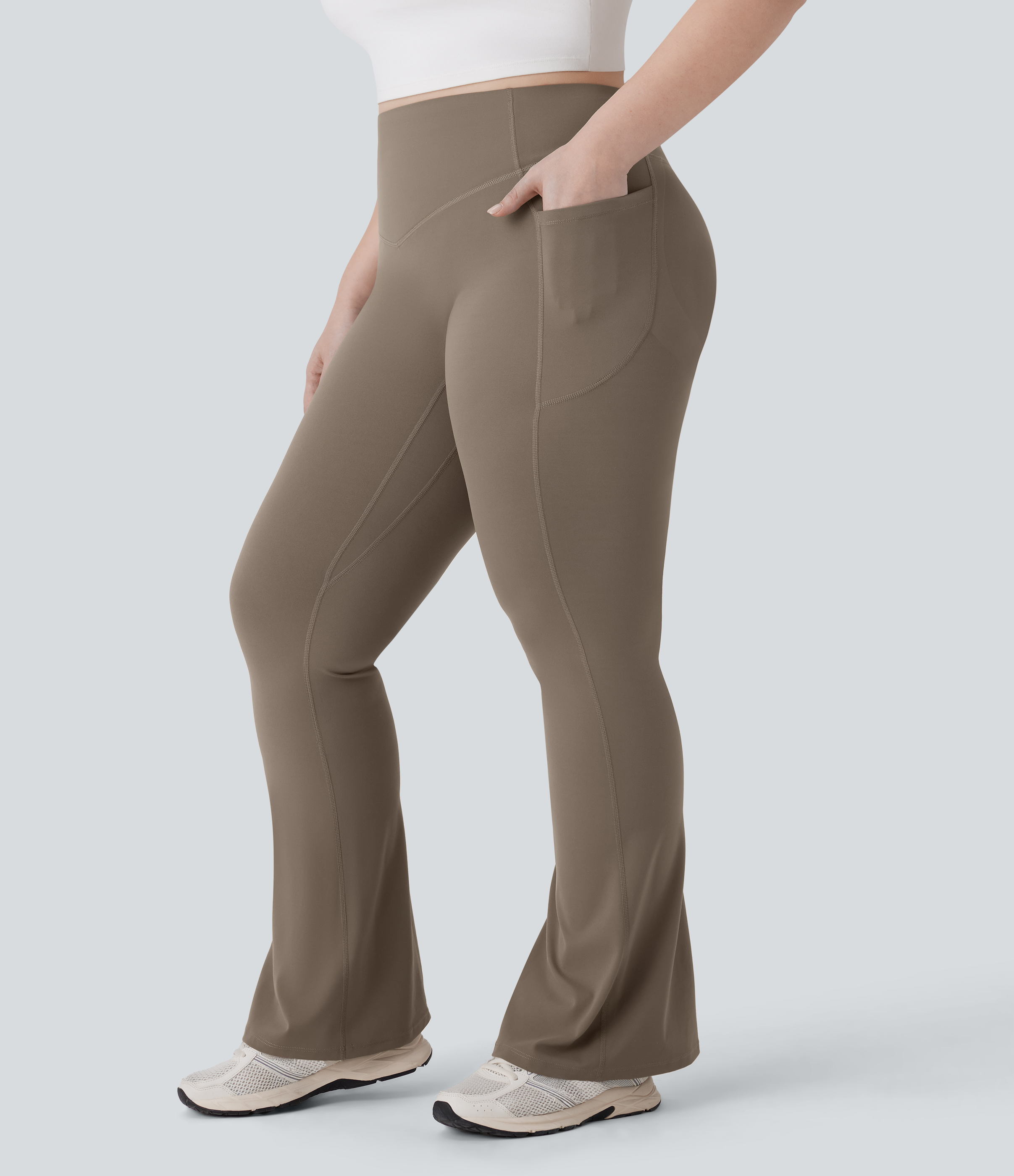 Halara UltraSculpt™ High Waisted Scrunch Butt Lifting Tummy Control Pocket Shaping Yoga Bootcut Plus Size Leggings