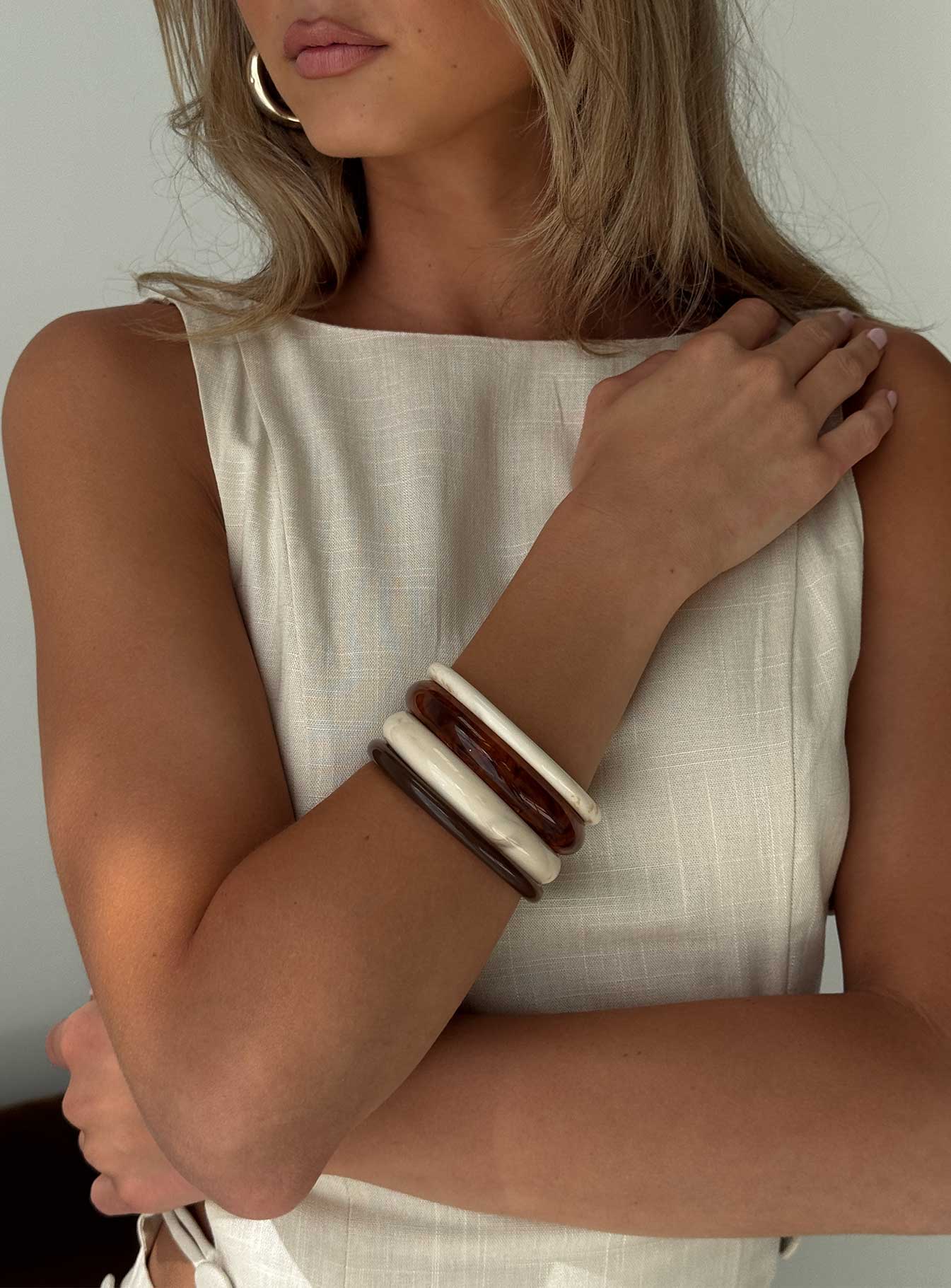 Attlee Resin Cuff Pack Multi