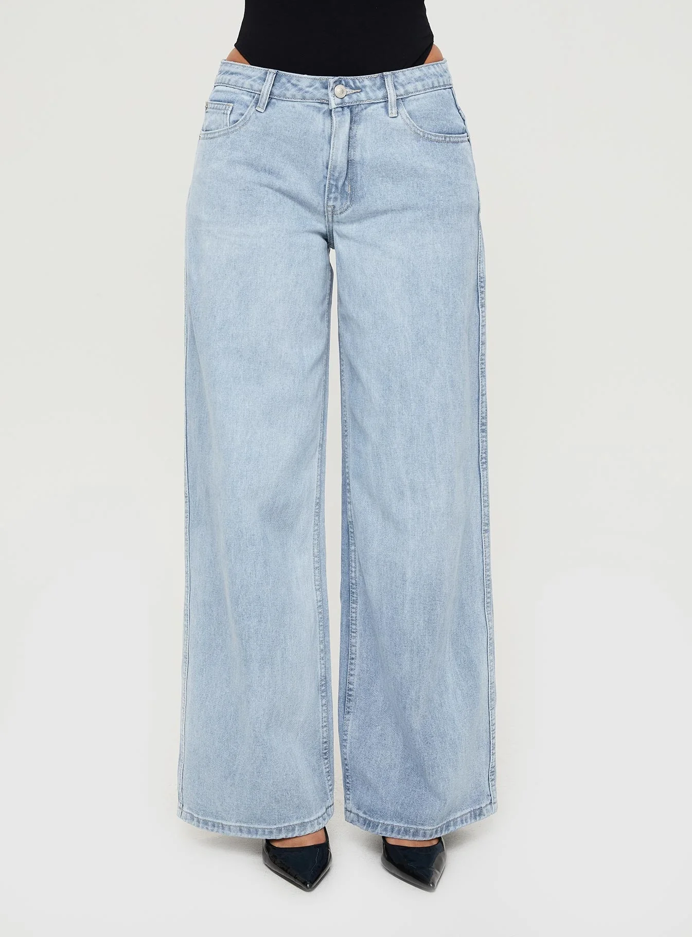 Ramos Low Rise Wide Leg Jeans Light Blue Wash Tall