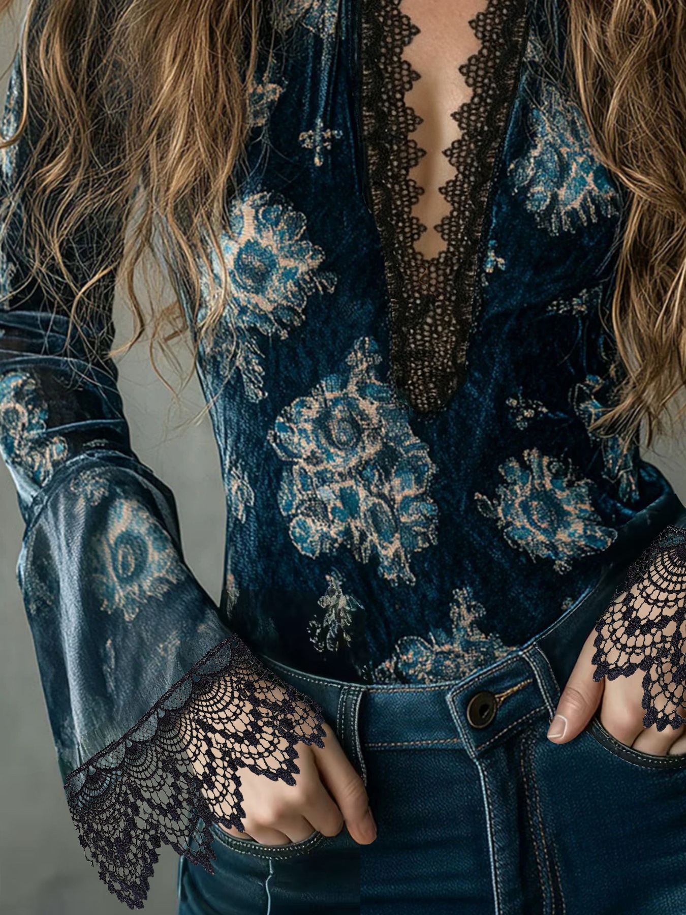 Women's Elegant Lace-trimmed Velvet V-neck Top