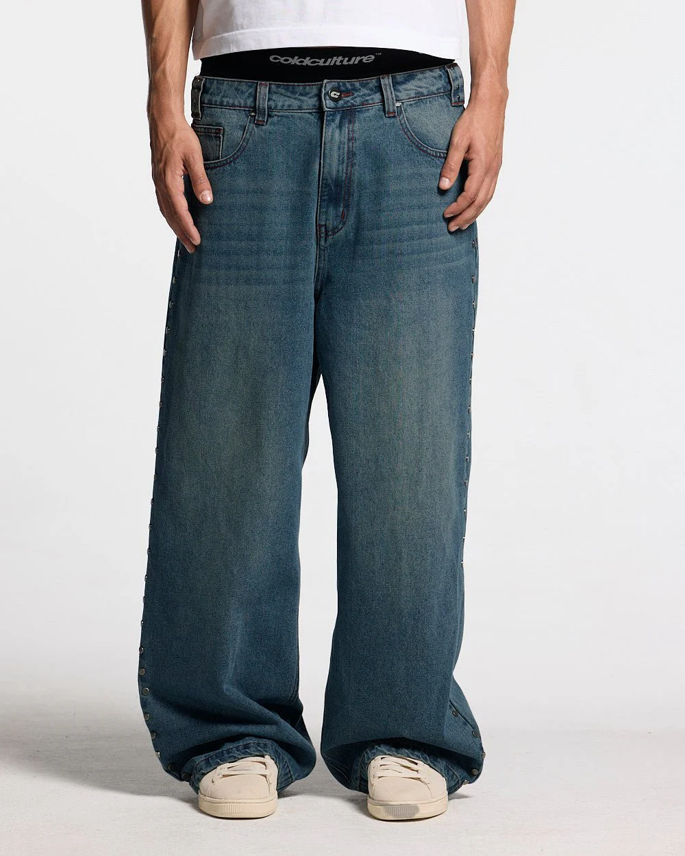 STUDS PANTS LIGHT BLUE DENIM