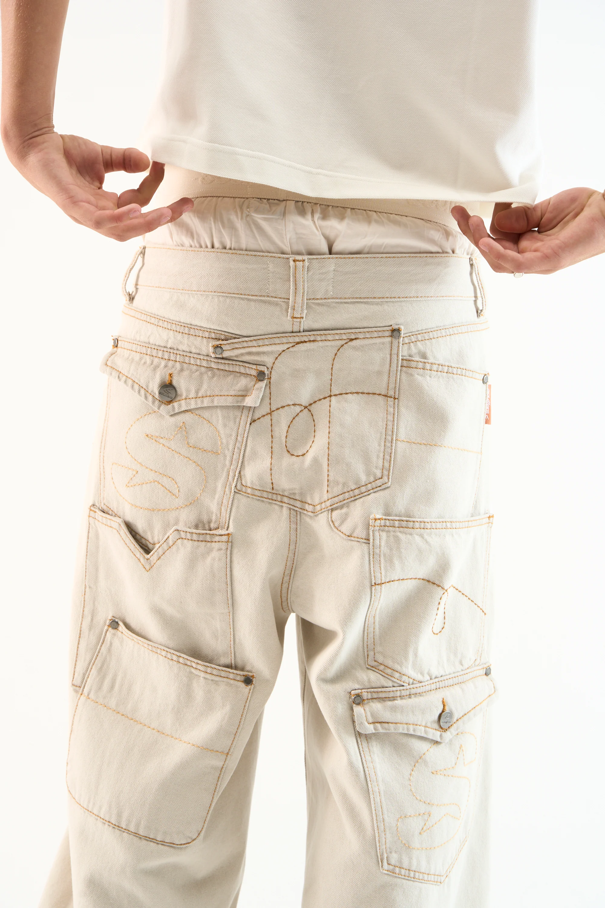 7Pocket Ecru Pants