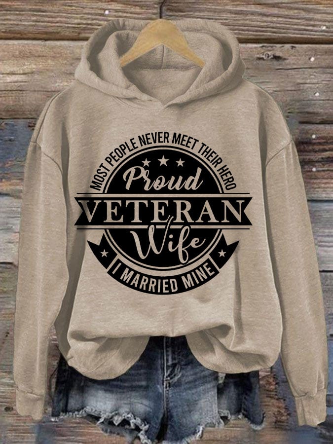 Women's Proud Veteran Wife Print Hoodie