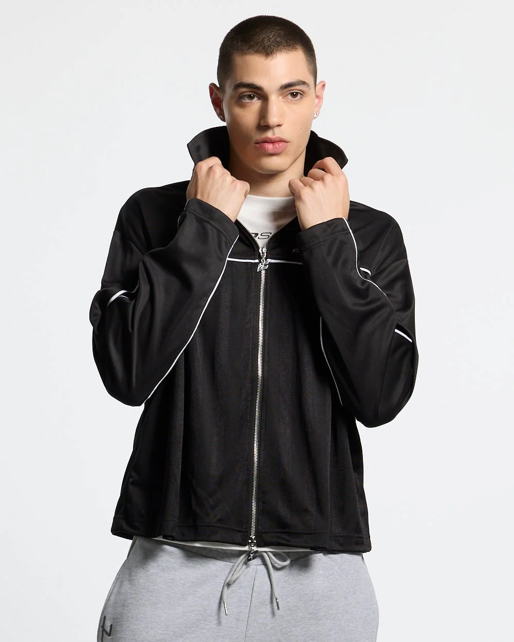 DRAW THE LINE LONGSLEEVE SHIRT BLACK