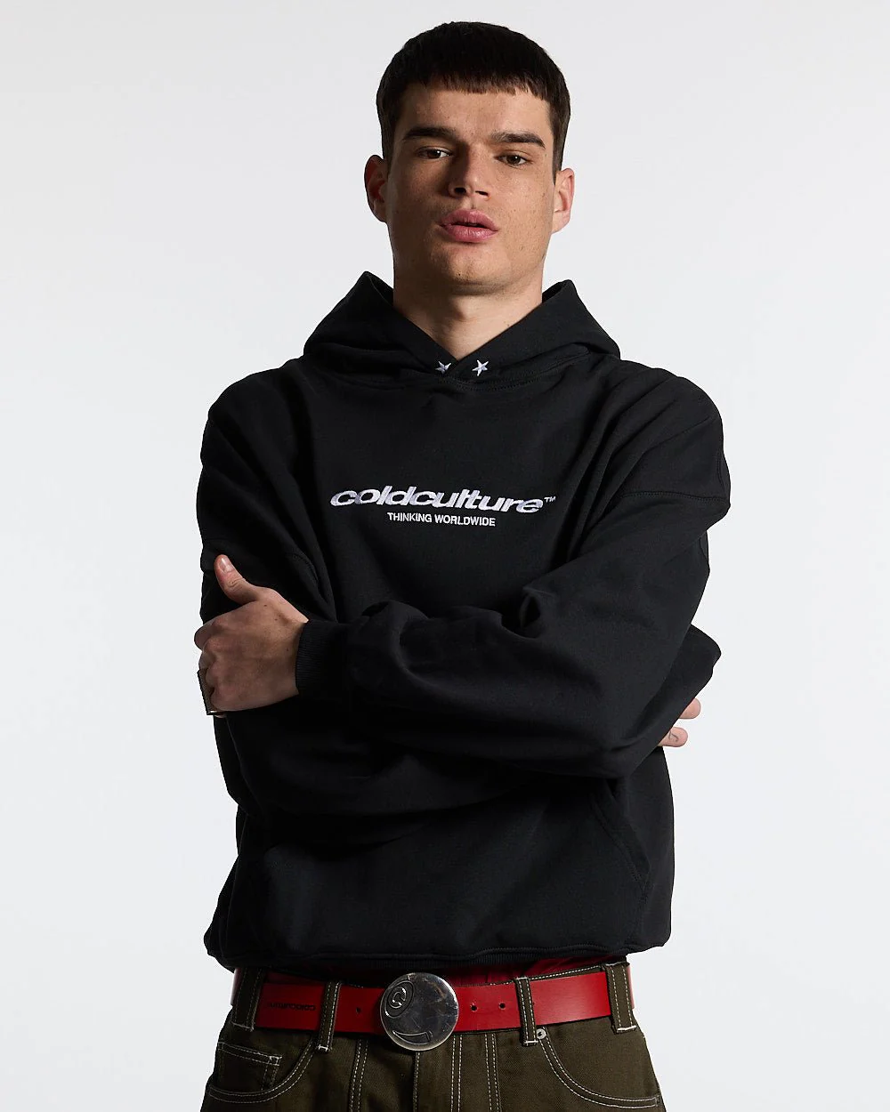 ESSENTIAL HOODIE BLACK