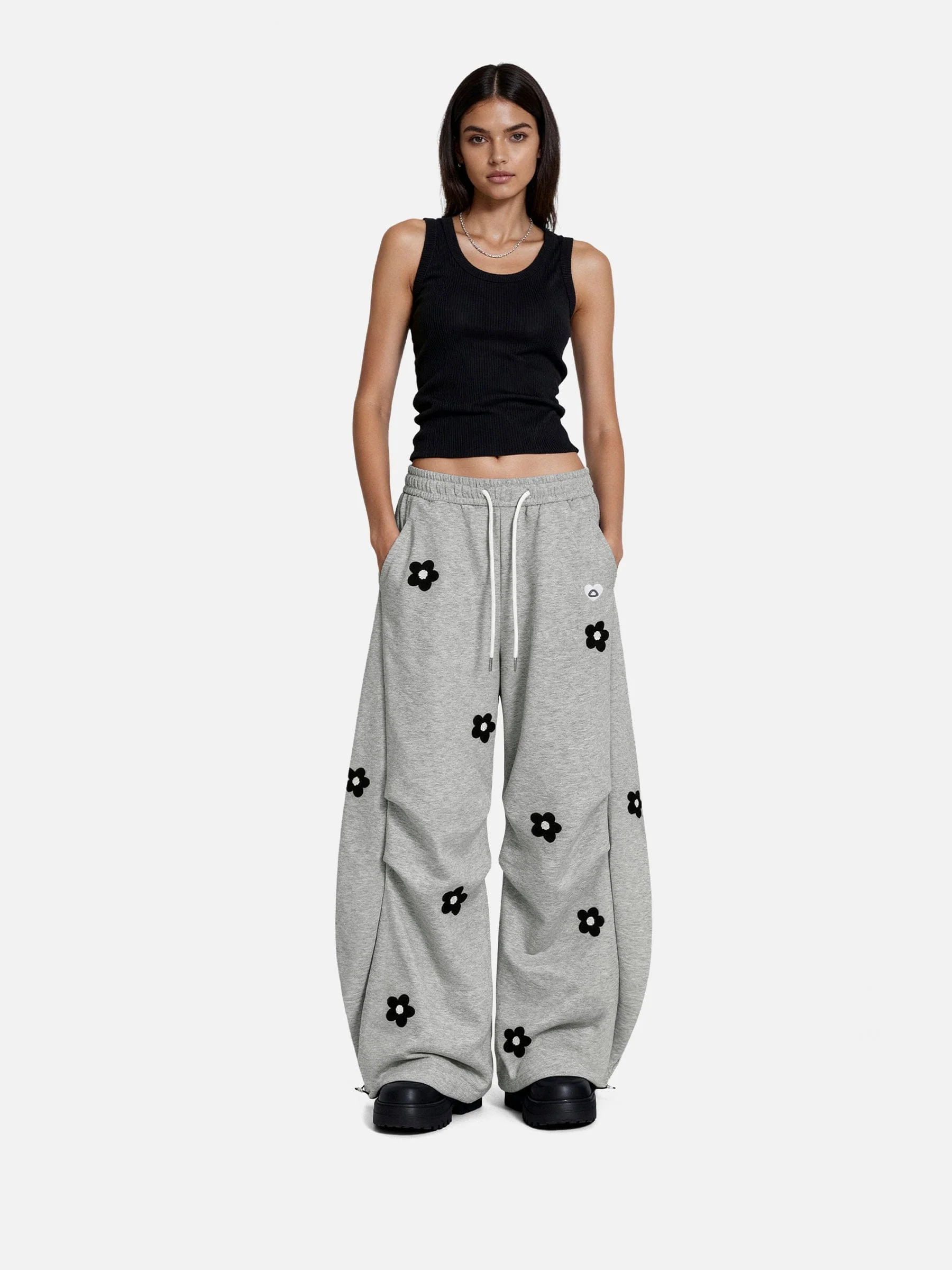 Aelfric Eden Floral Embroidery Baggy Barrel Sweatpants