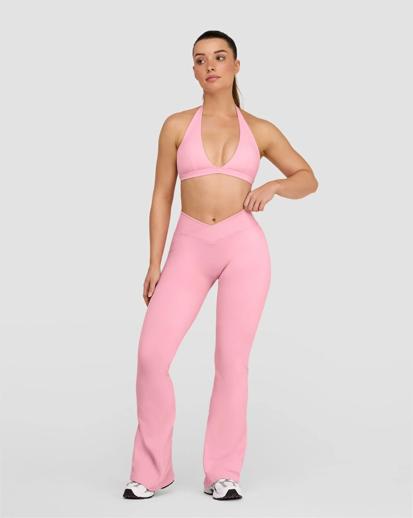 Elevate™ Sculpting Mid V-Waist Scrunch Flare | Cotton Pink