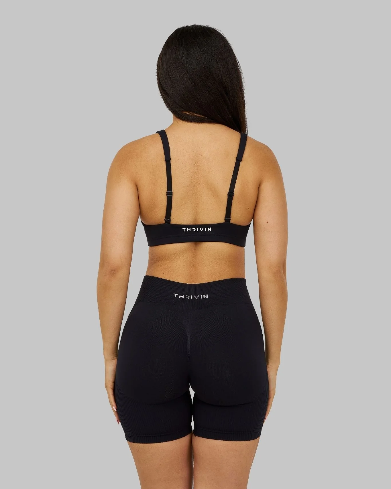 Elevate™ Sculpting Medium Impact Multiway Bra | Night Black