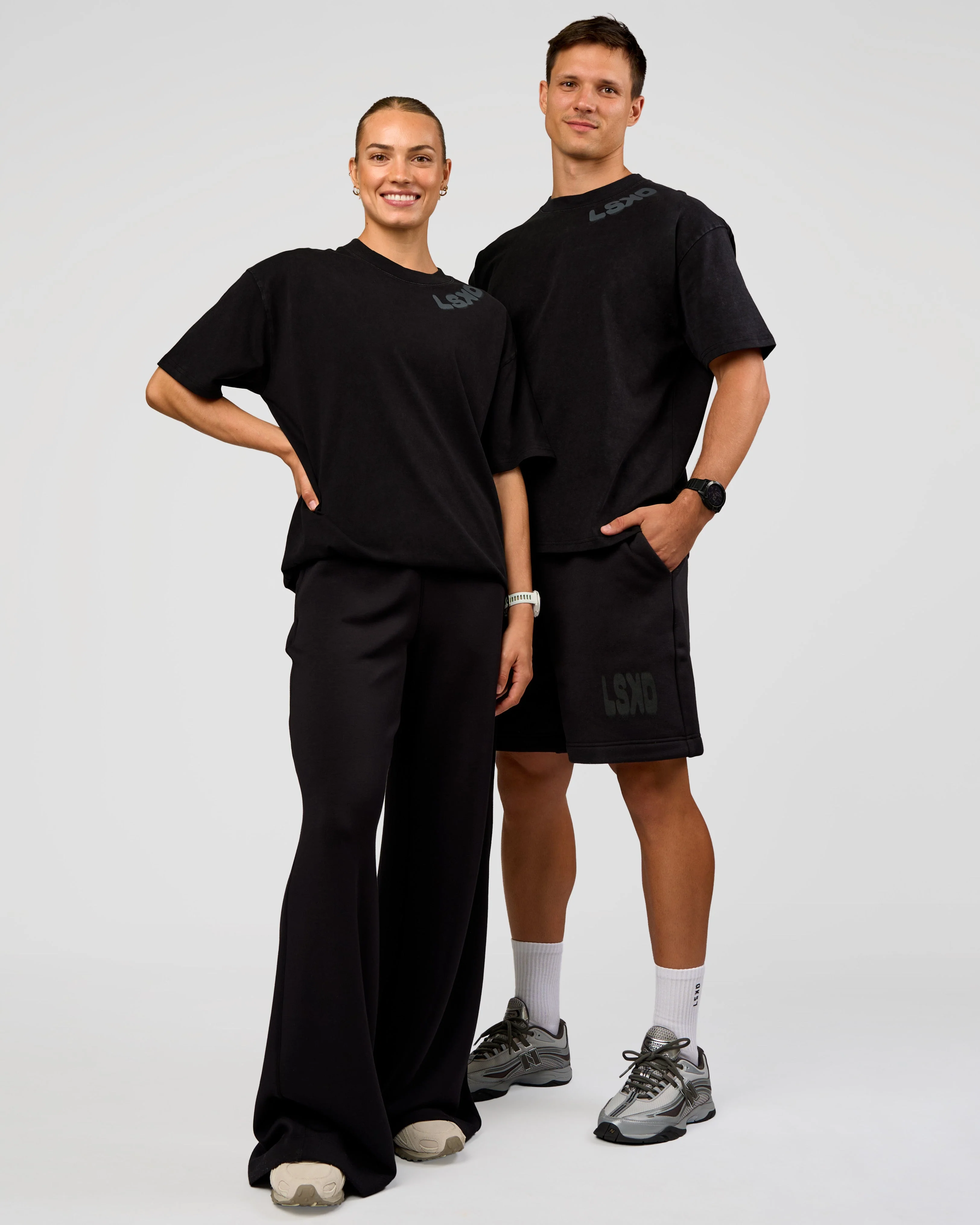 Offset Heavyweight Unisex Oversized Tee - Black Washed-Castlerock