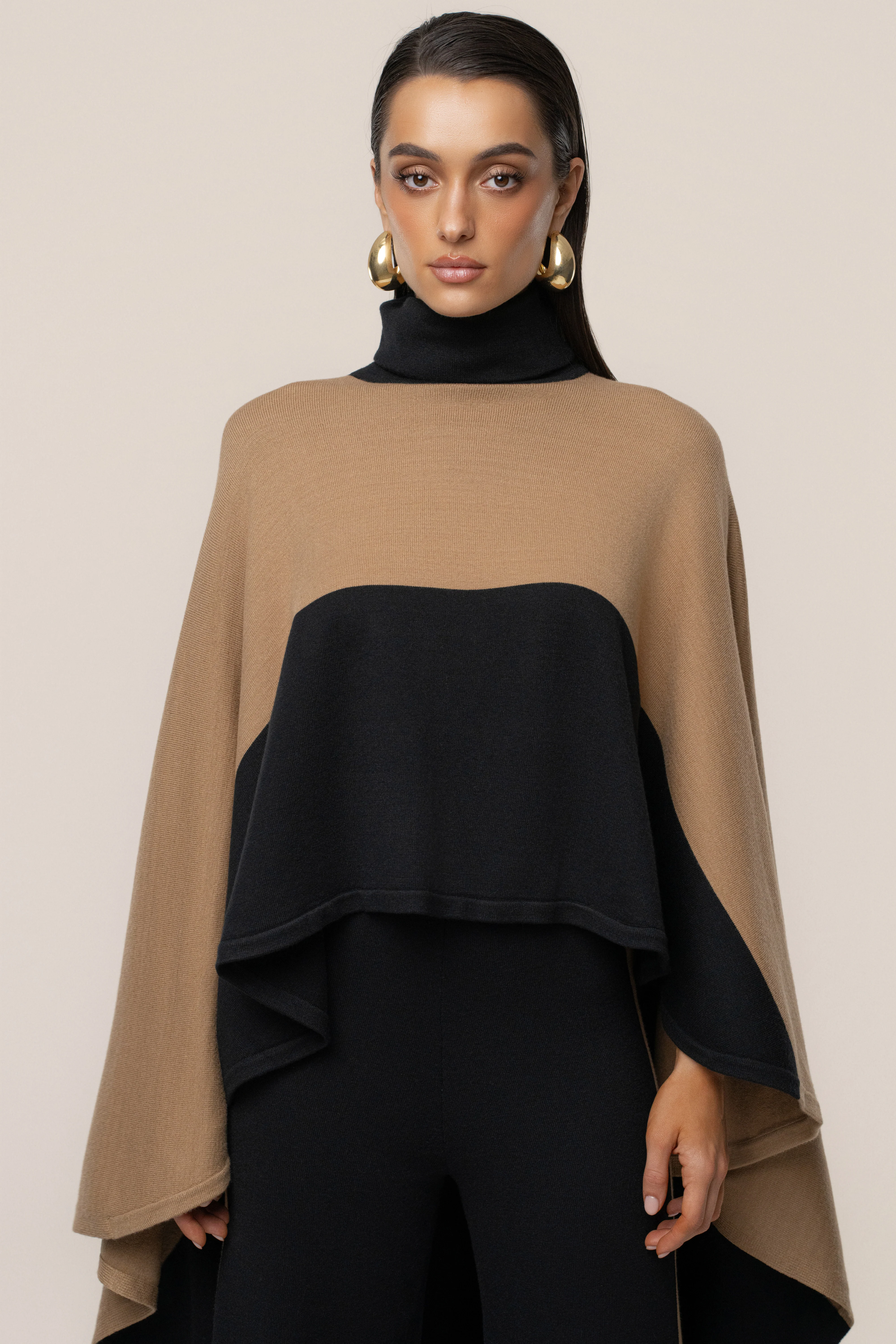 Black Chasing Fall Contrast Top