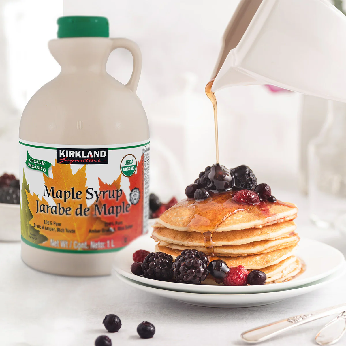 Kirkland Signature Organic Maple Syrup 1 Litre & Krusteaz Buttermilk Complete Pancake Mix 4.53 Kg