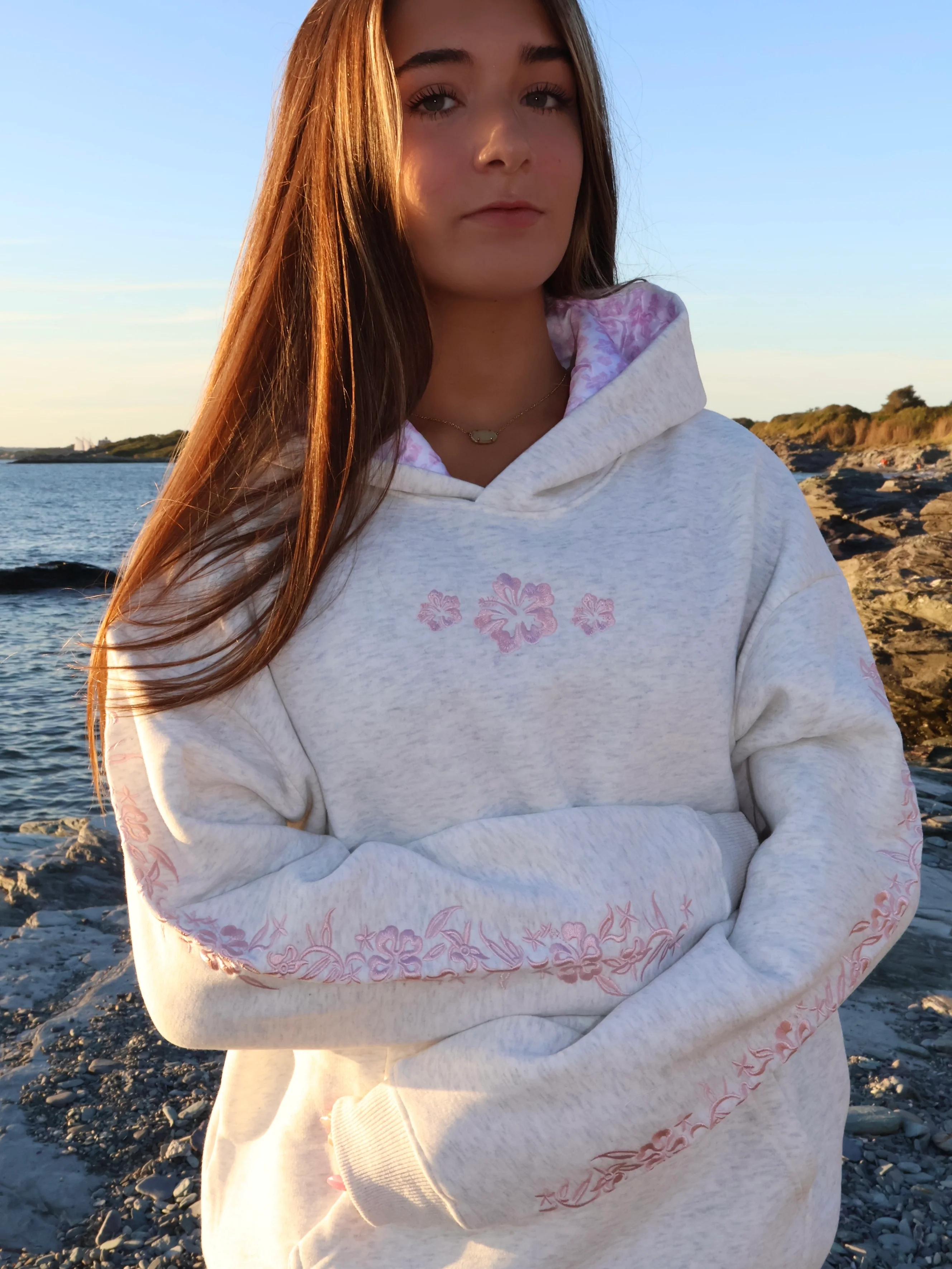 Hibiscus Hoodie in Heather Blush