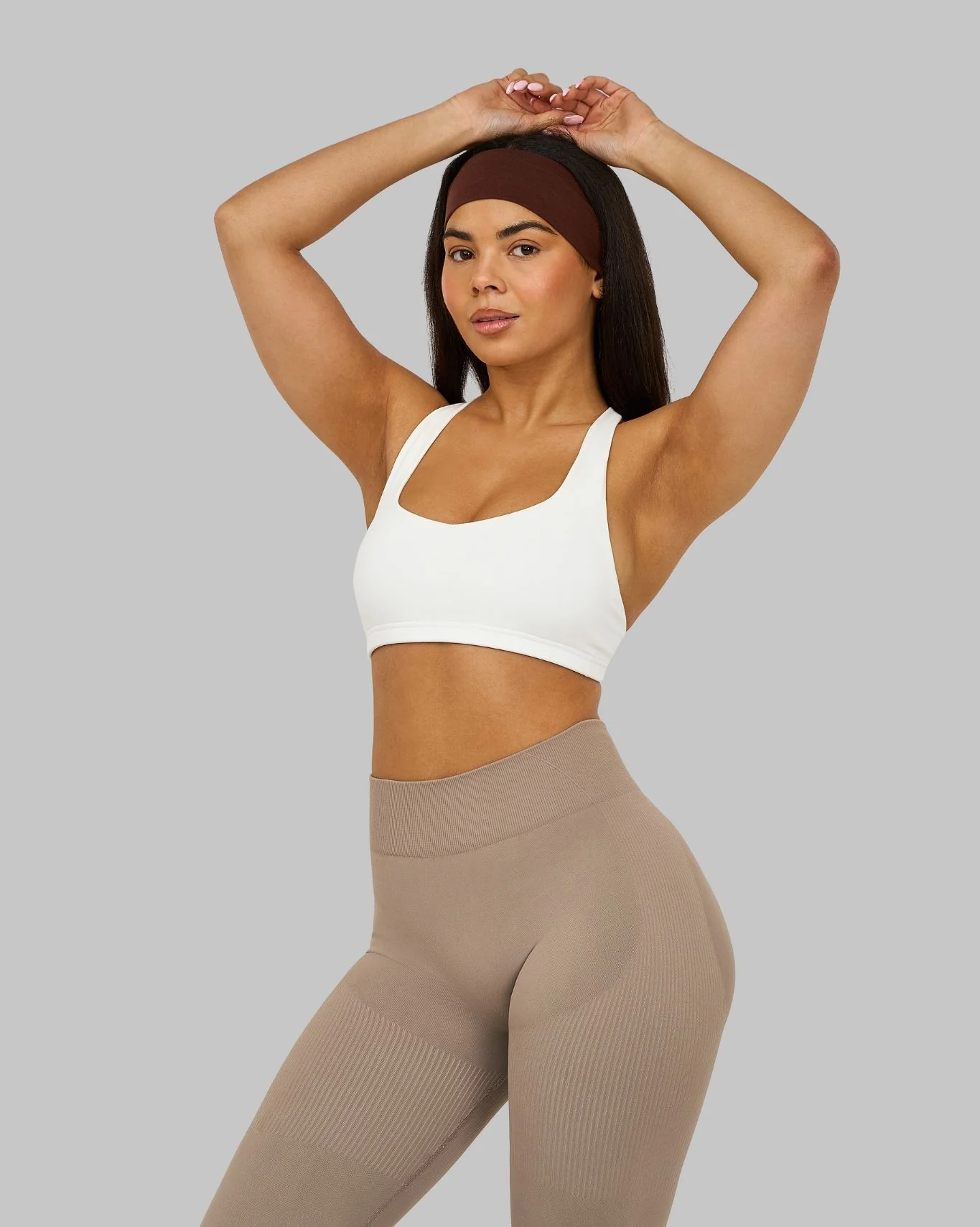 Elevate™ Sculpting Medium Impact Multiway Bra | White