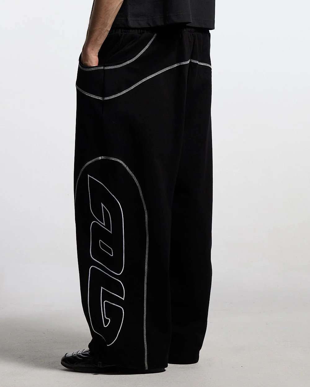 ROLLER SWEATPANTS BLACK