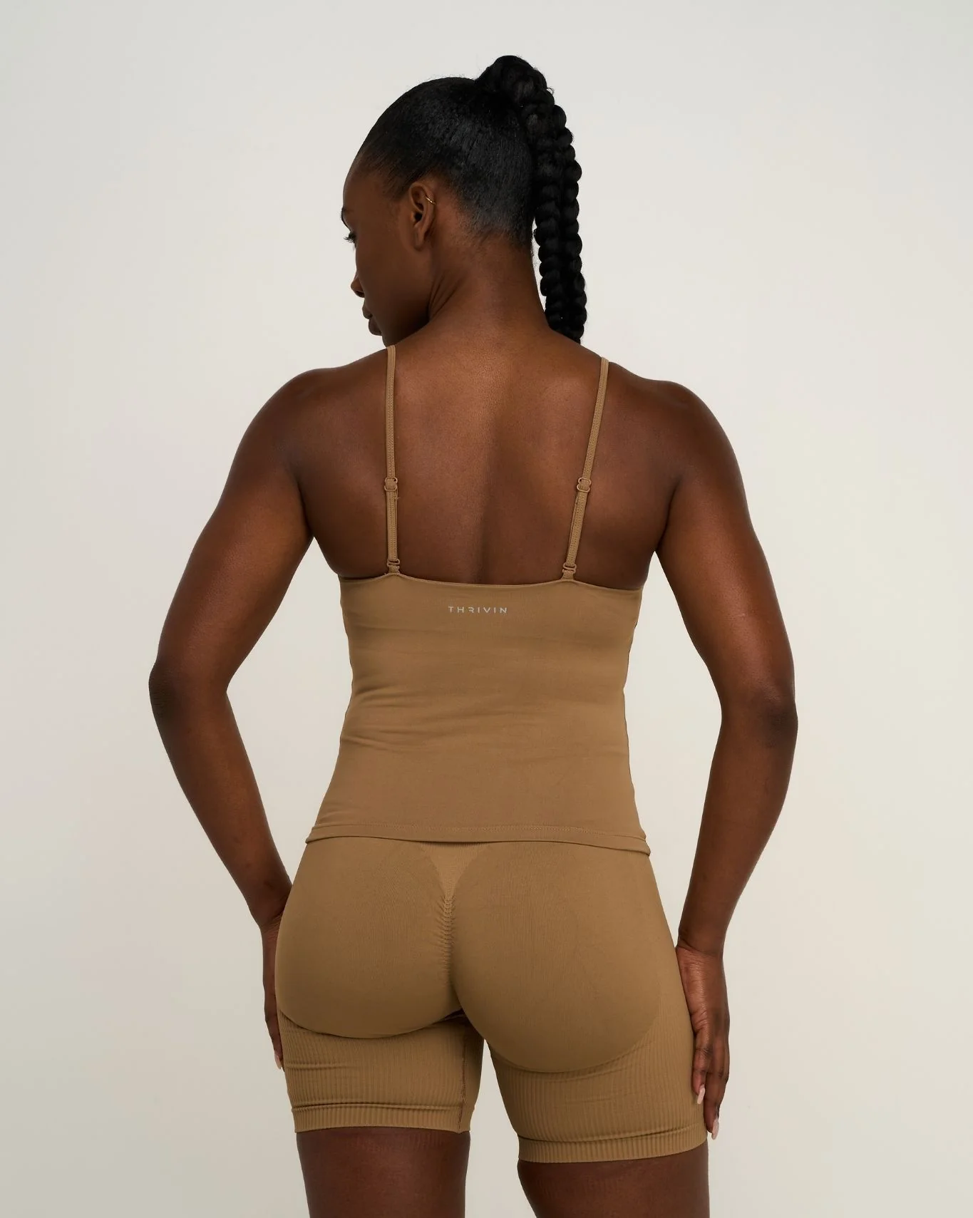 Elevate™ Sculpting Seamless Scoop Neck Cami | Toffee