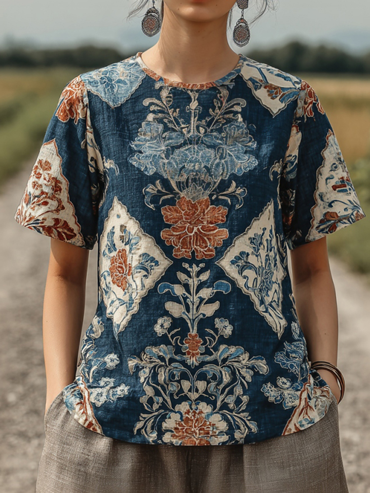 Women's Retro Floral Pattern T-shirt
