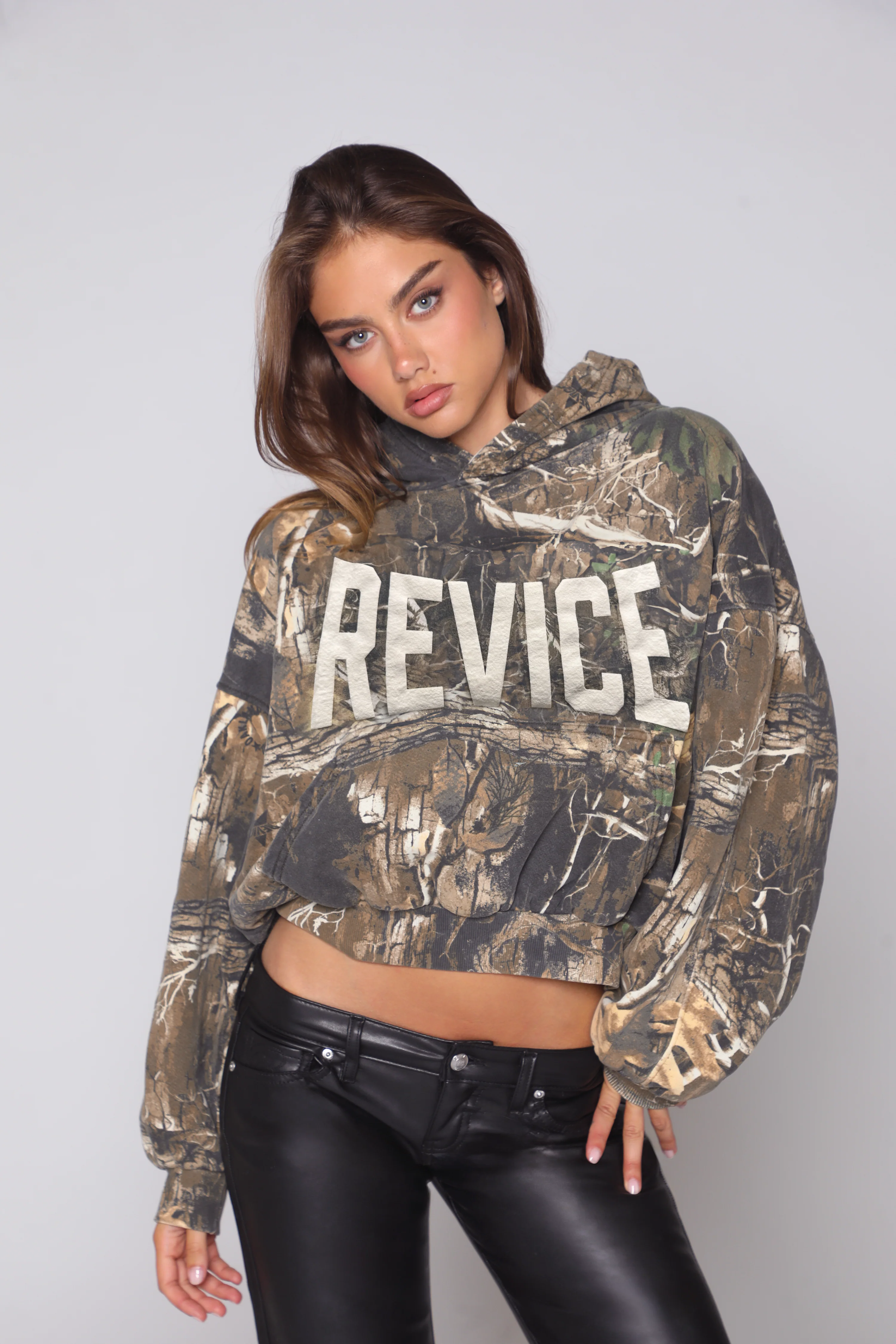 THE HILLS HOODIE / OAKLAND