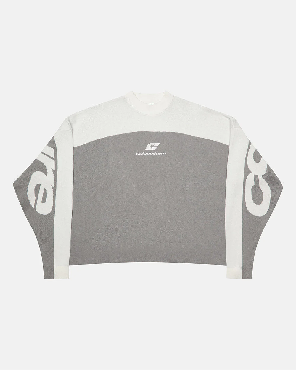 CURVED KNIT GREY & WHITE