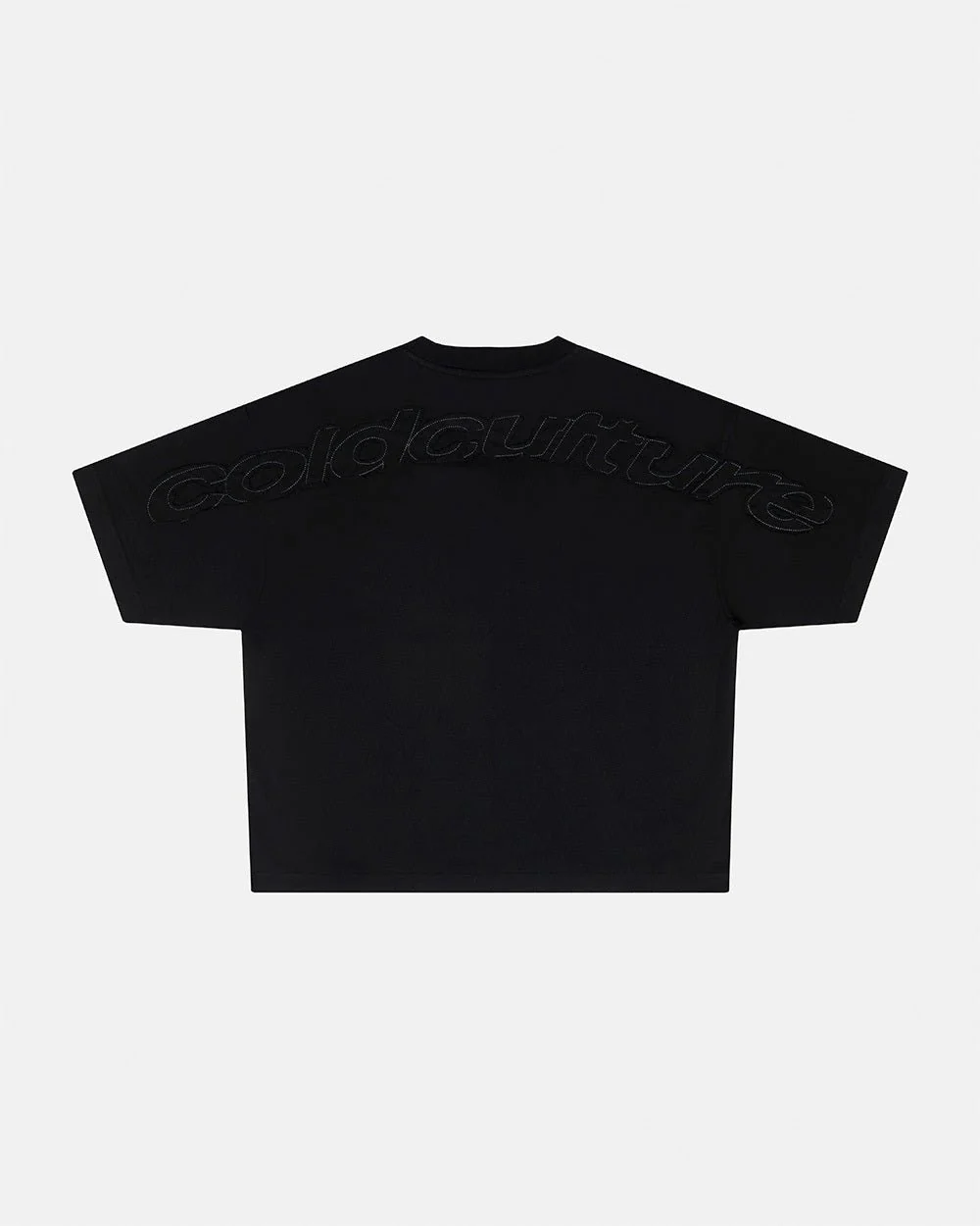 DISTRESS CURVED TEE BLACK