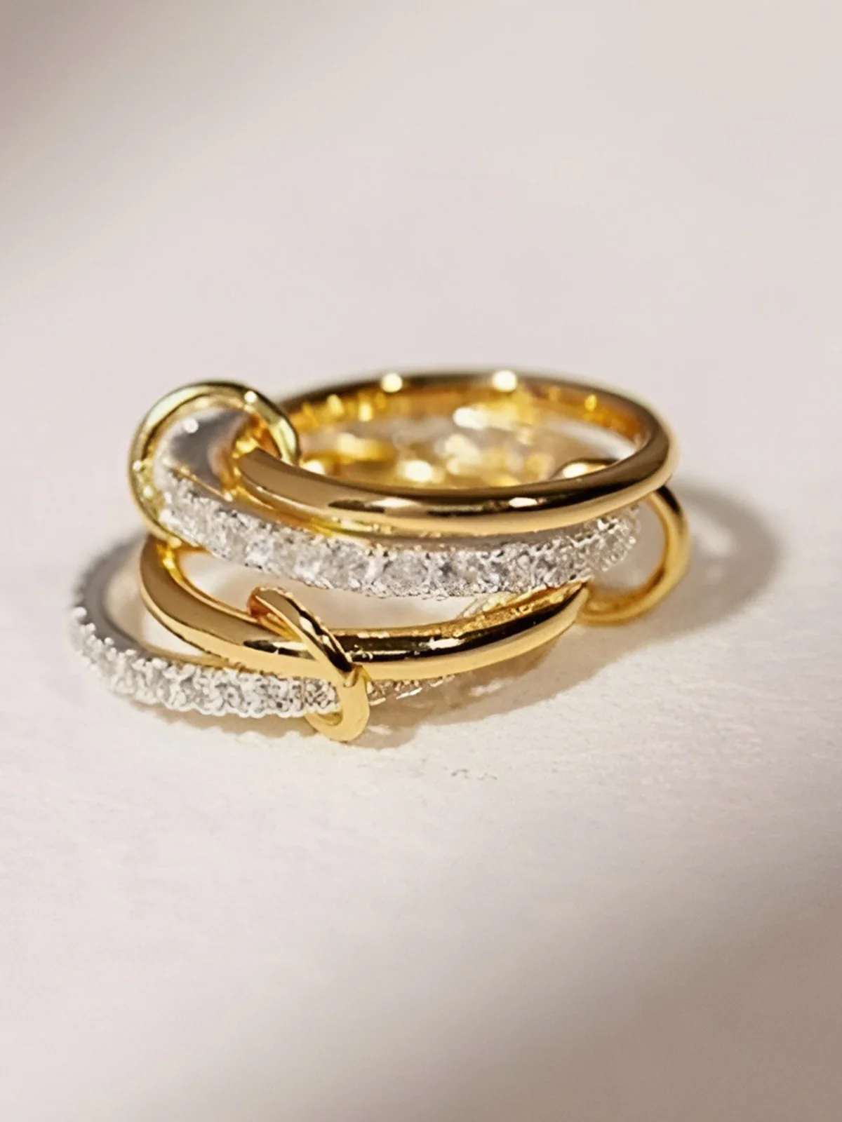 Interlocking Full-Set Cubic Zirconia Rings