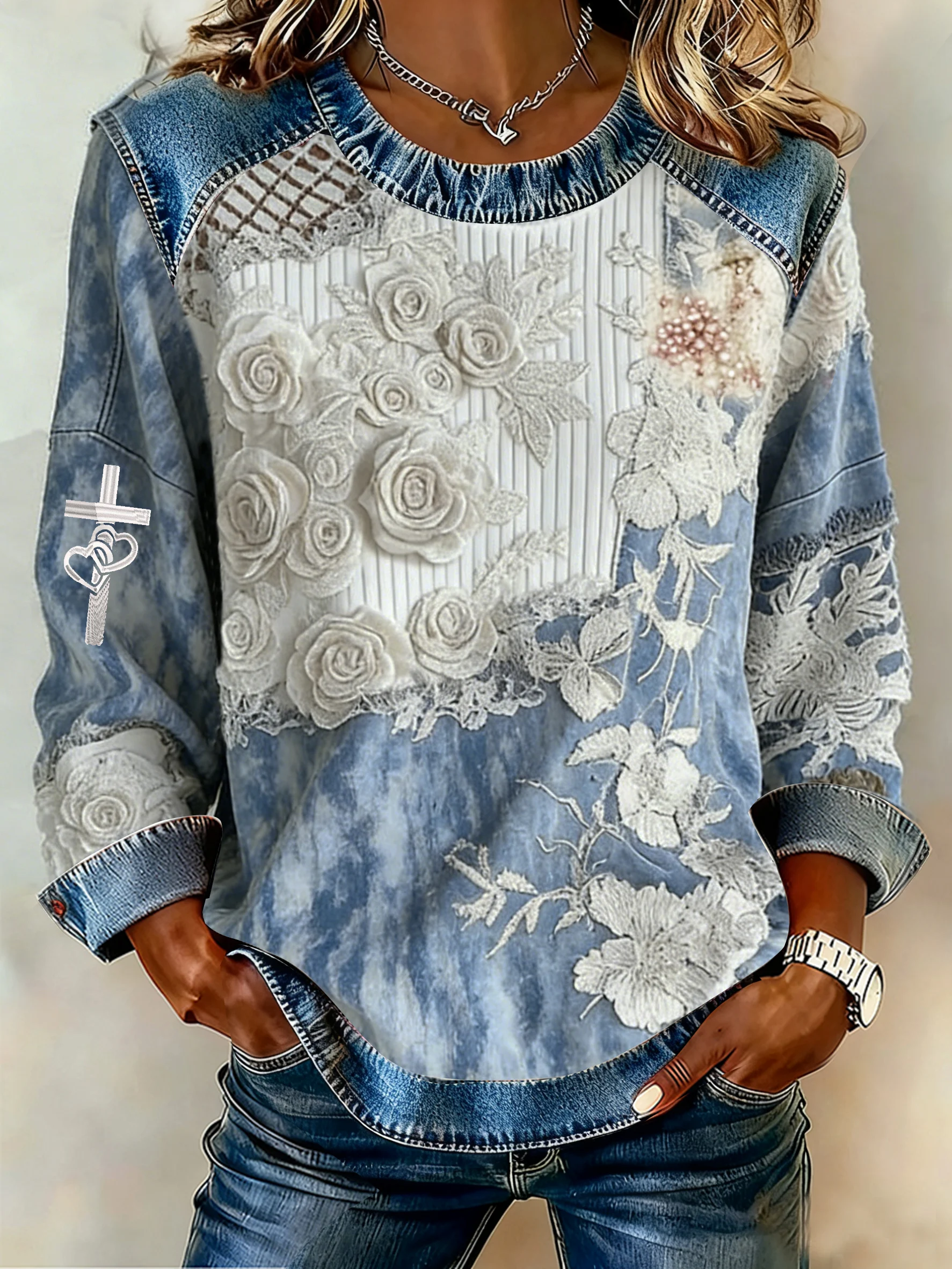 Women's winter blue and white floral print round neck top-Fast Shipping