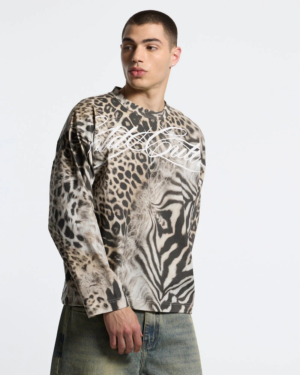 CROSSED SCRIPT LONGSLEEVE LEOPARD