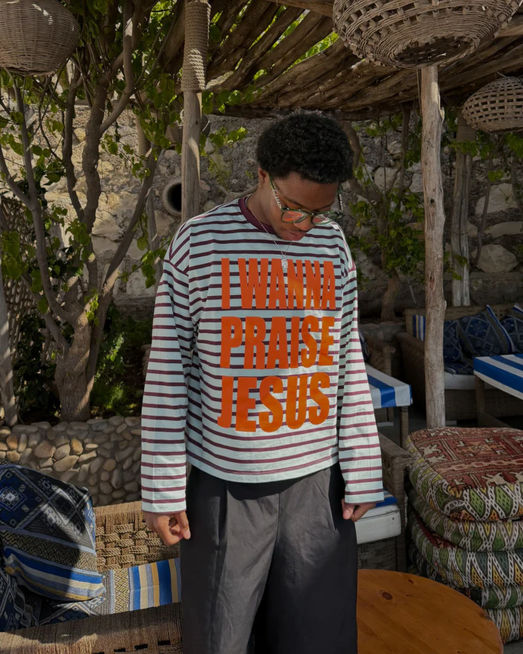 Praise Jesus - Long Sleeve