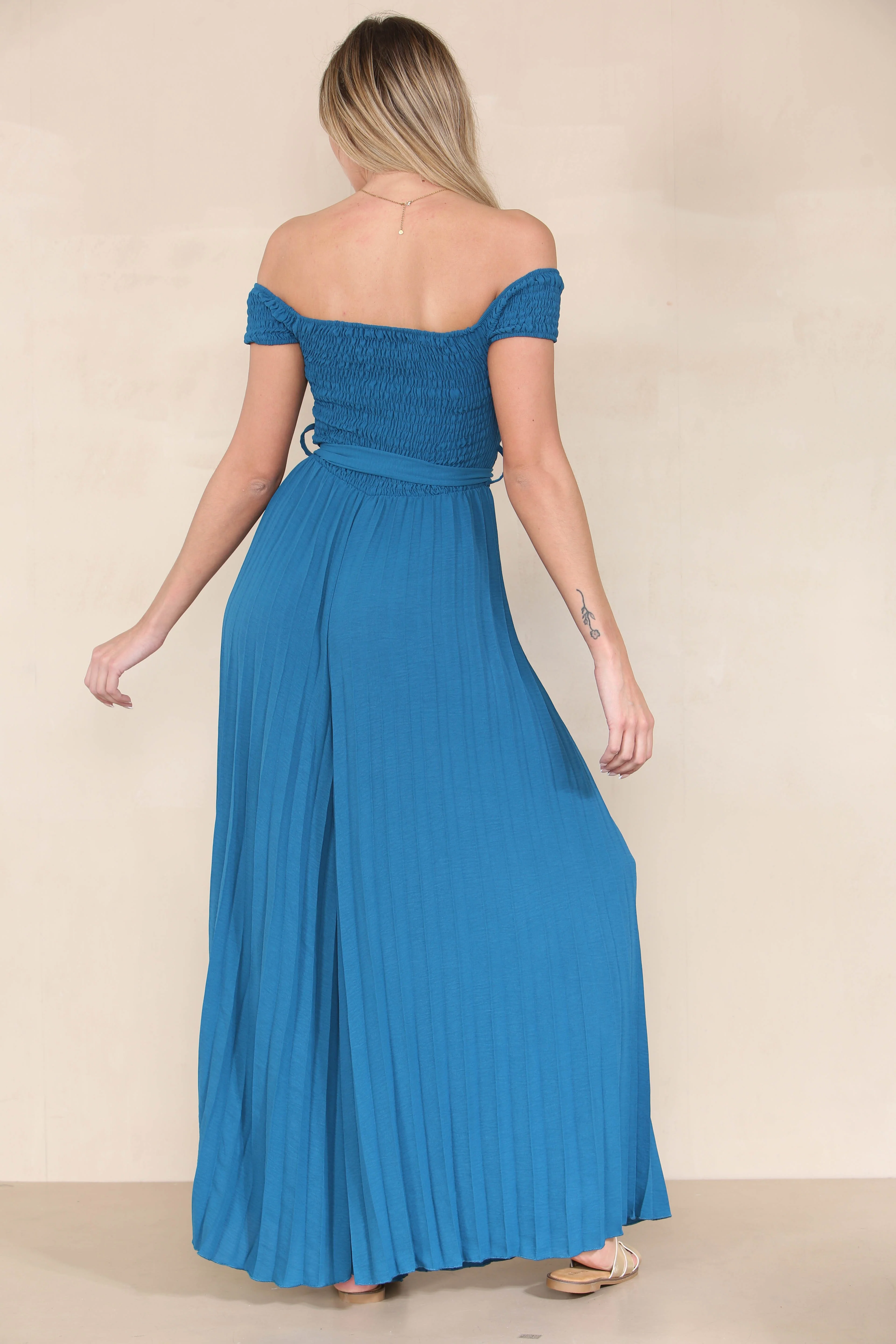 Trendy Off The Shoulder Waist Tie Pleated Jumpsuit