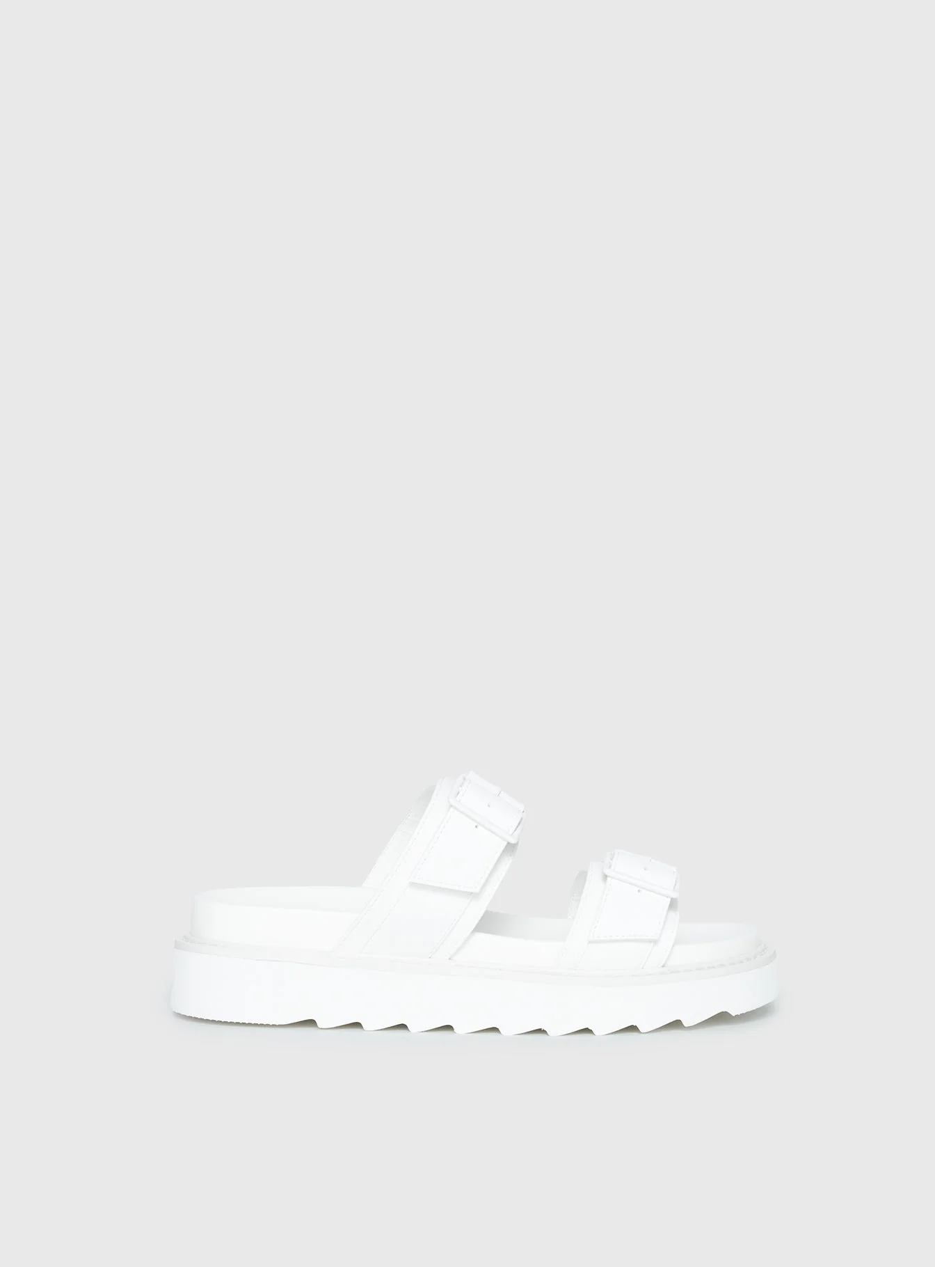 Ma Belle Sandals All White