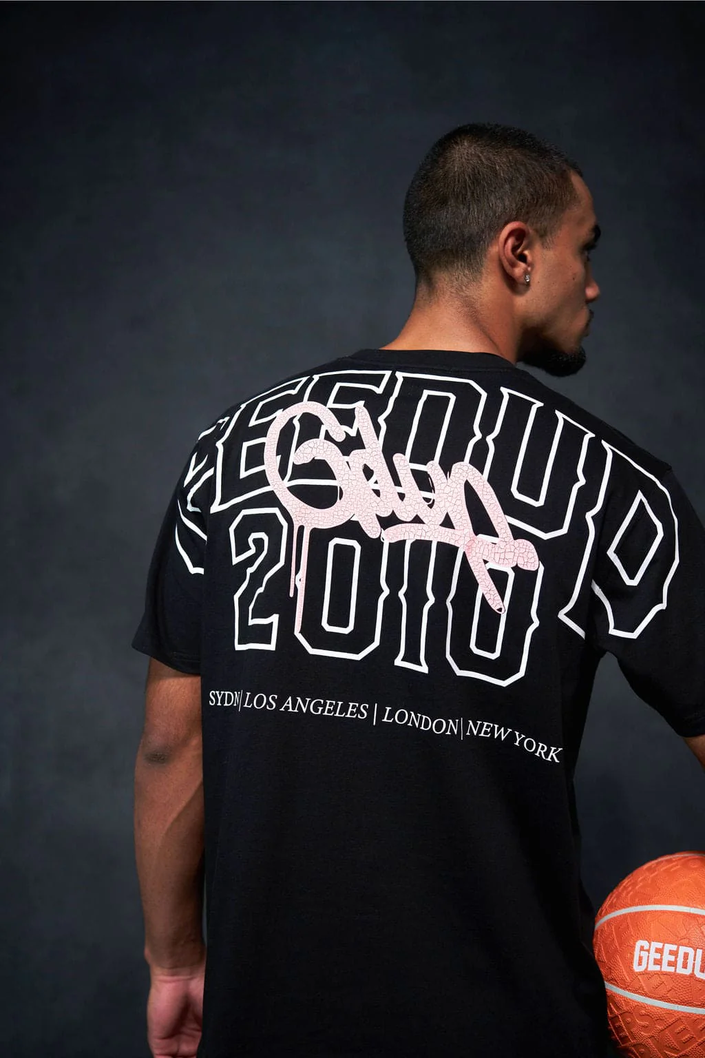 Core Handstyle T-Shirt Black/Pink
