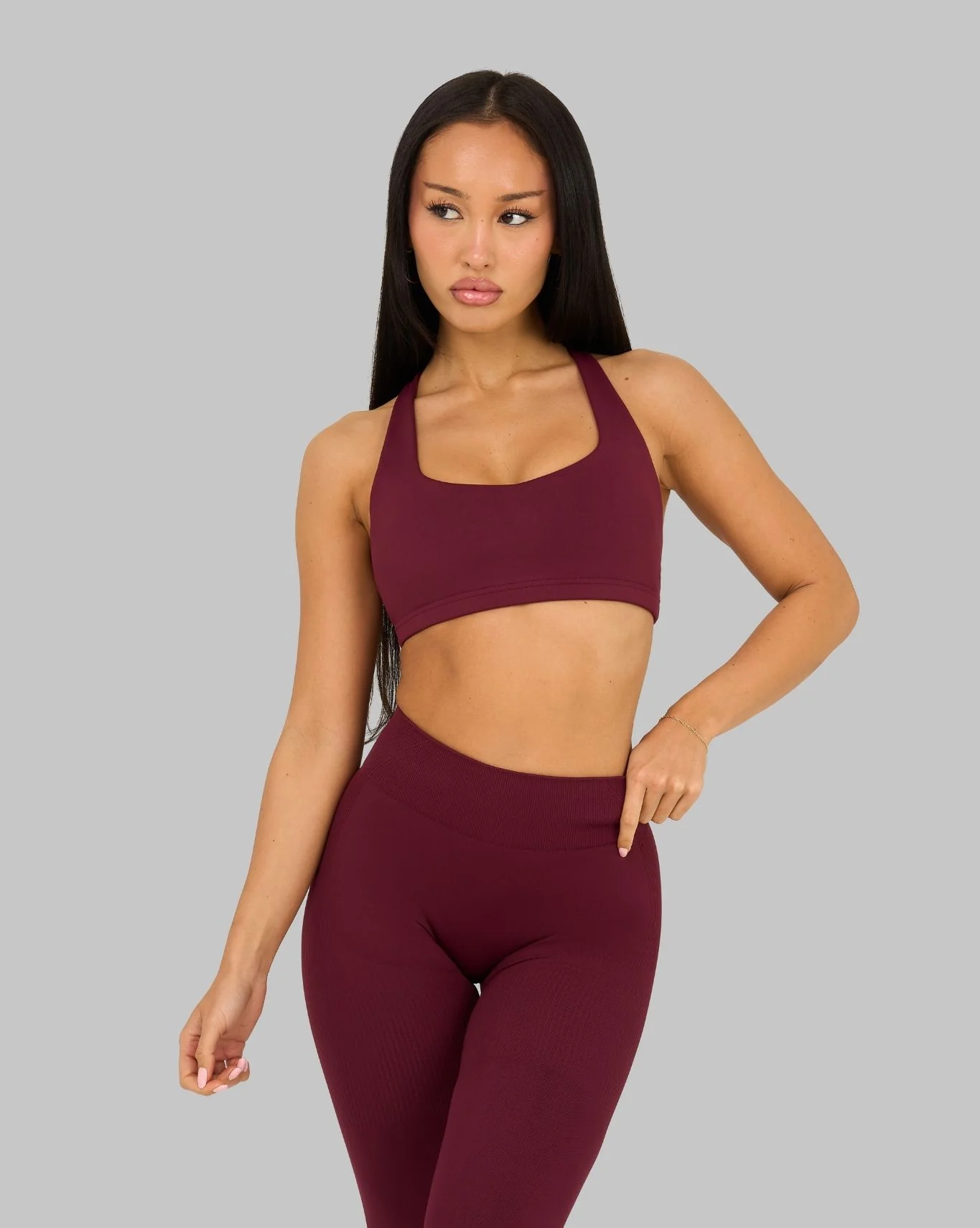 Elevate™ Sculpting Medium Impact Multiway Bra | Cranberry
