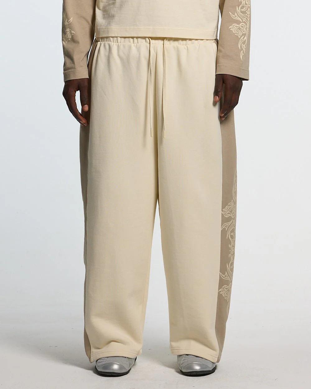 TRIBAL SWEATPANTS GREY & OFF WHITE