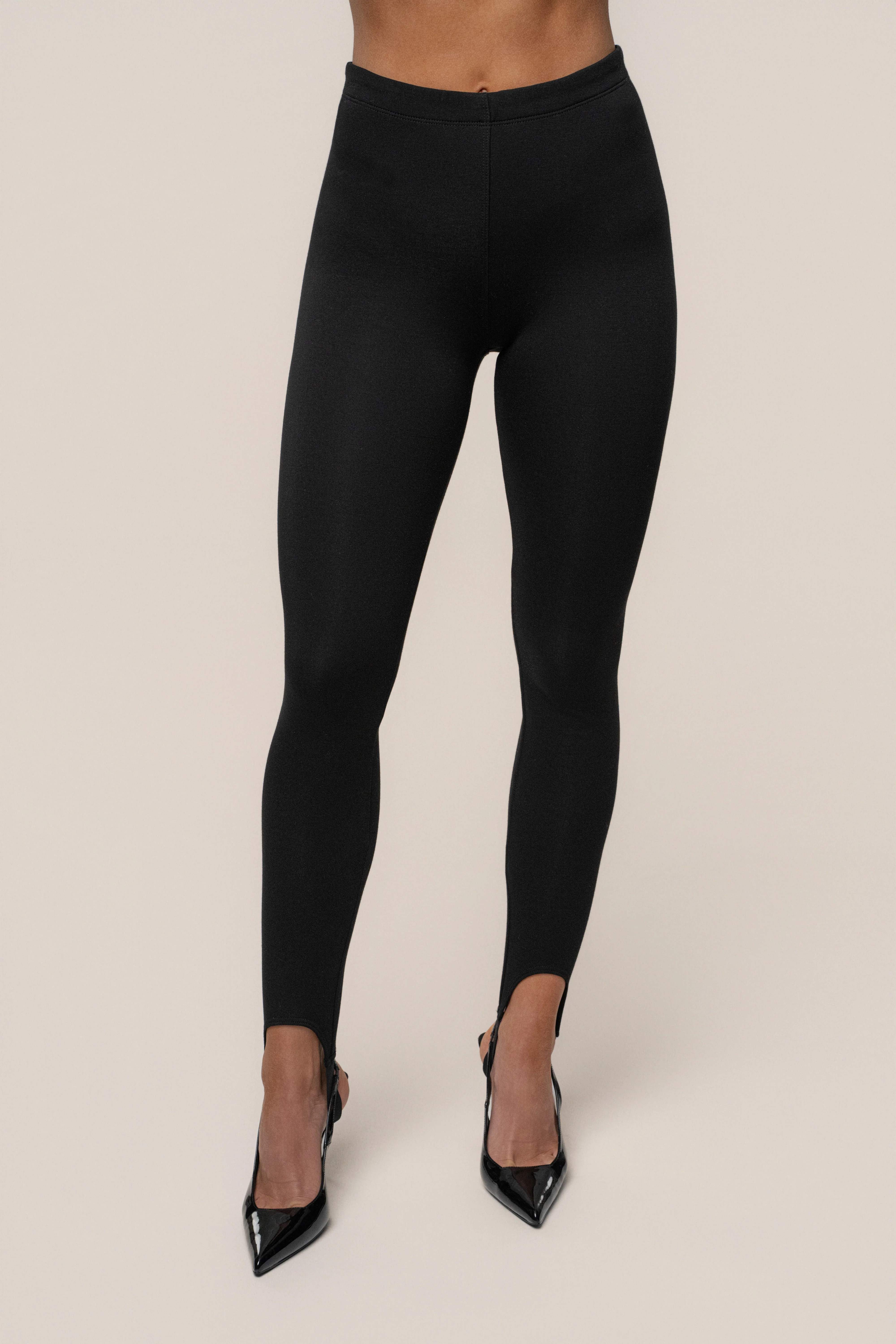 Black Sculpted Stirrup Legging