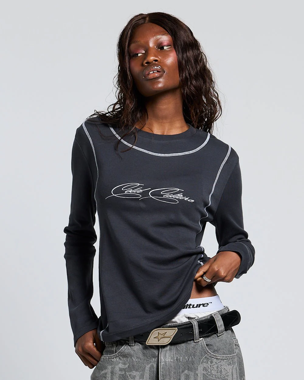 SURVIVOR LONGSLEEVE BLACK