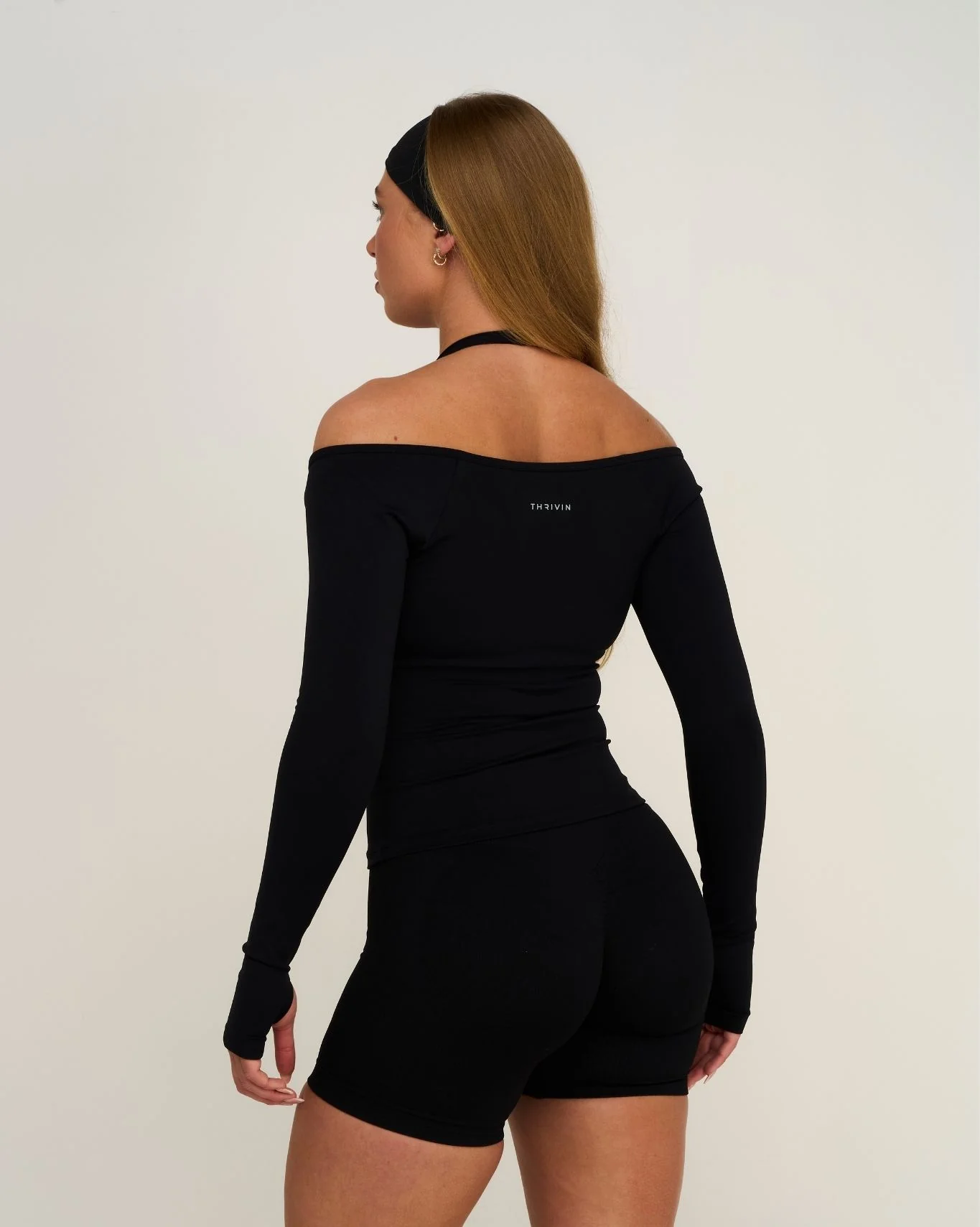 Elevate™ Sculpting Seamless V-Neck Top | Night Black