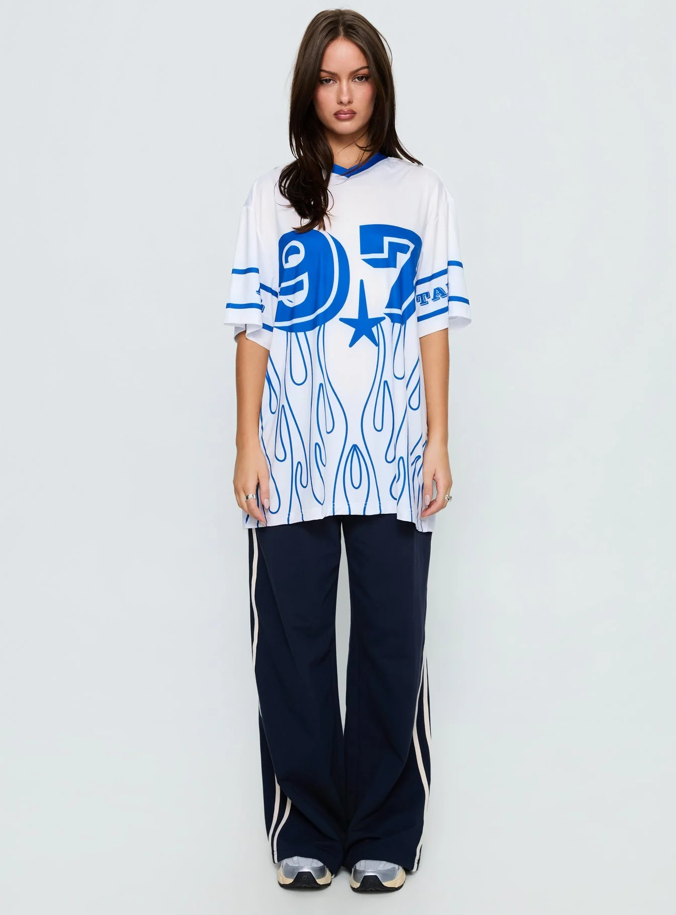 97 Sportstar Oversized Jersey Graphic Top White / Blue