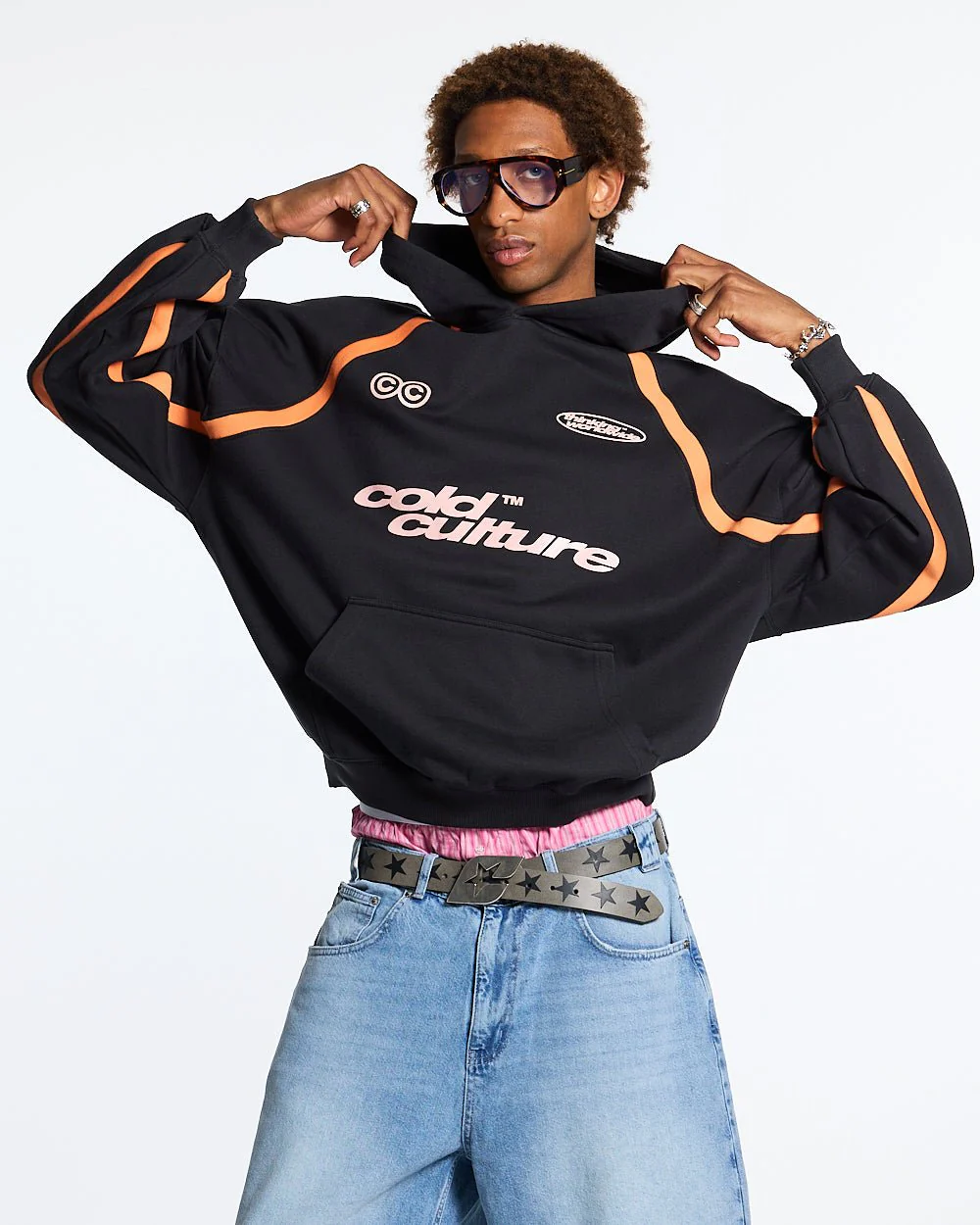 DETAILED HOODIE BLACK