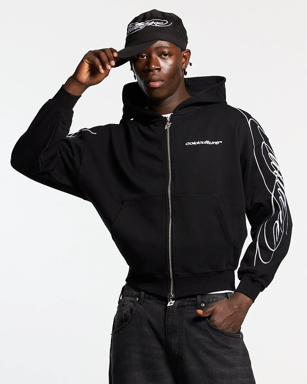 NEW SCRIPT ZIP HOODIE BLACK