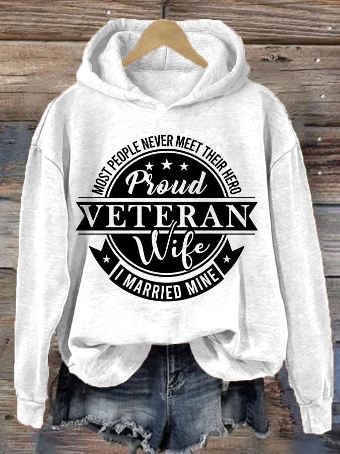 Women's Proud Veteran Wife Print Hoodie